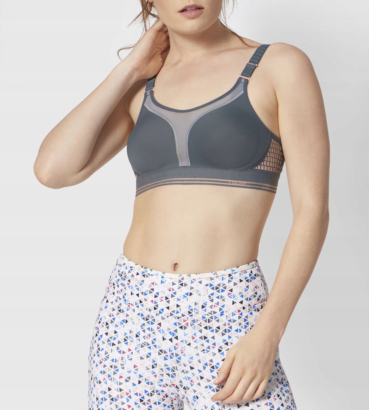 Sportovní podprsenka Triumph bez kostic Triaction Extreme Lite N Ex 75E