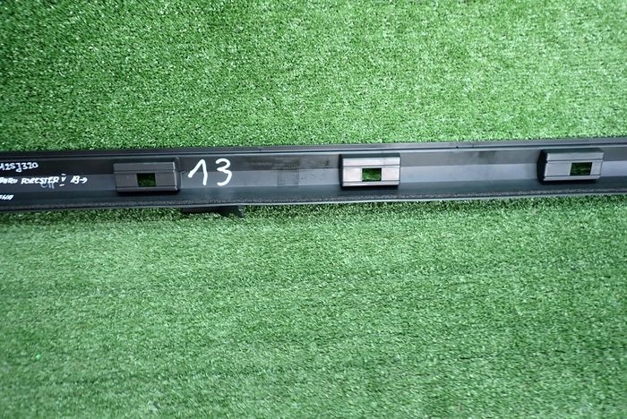 SUBARU FORESTER V 19- moulding threshold right 91112SJ320