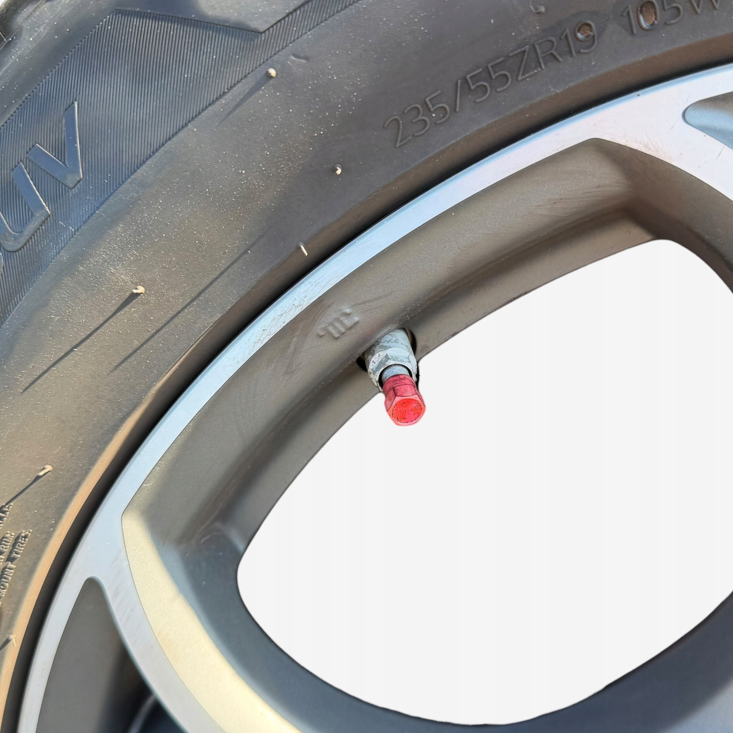 felgen Reifen Räder Reifen ALFA ROMEO STELVIO HANKOOK 235/55/19" 4MM Sommerreifen