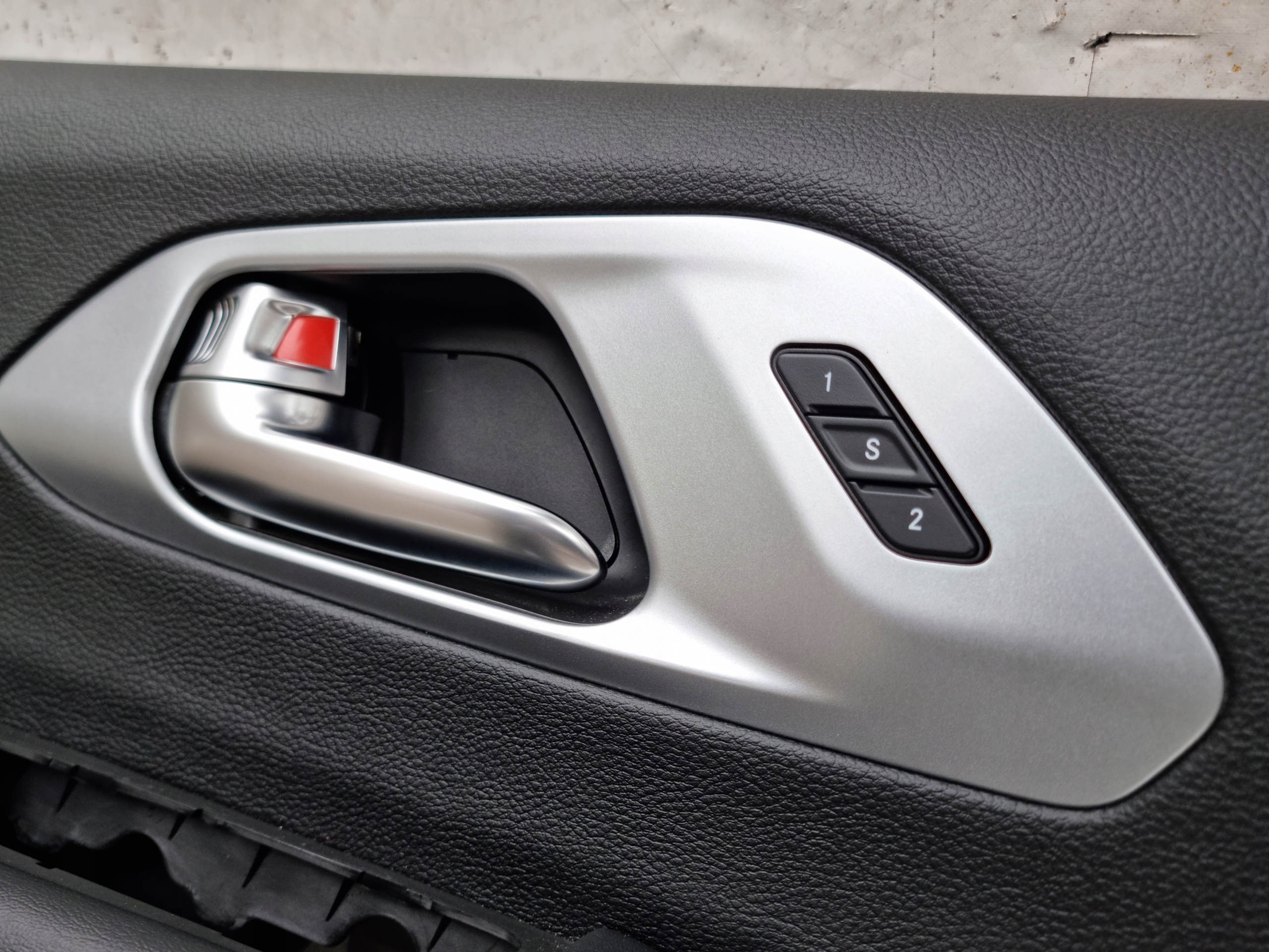 CHRYSLER PACIFICA s 3.6 РЕСТАЙЛИНГ дверные карты передний левый водители 2022r
