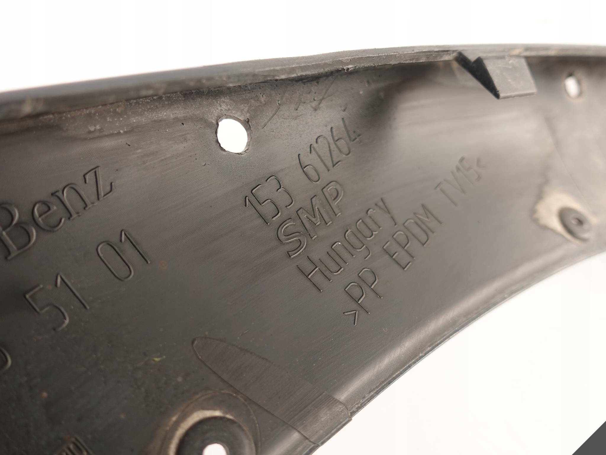 MERCEDES CLA C118 AMG 19-22 moulding left SPOILER