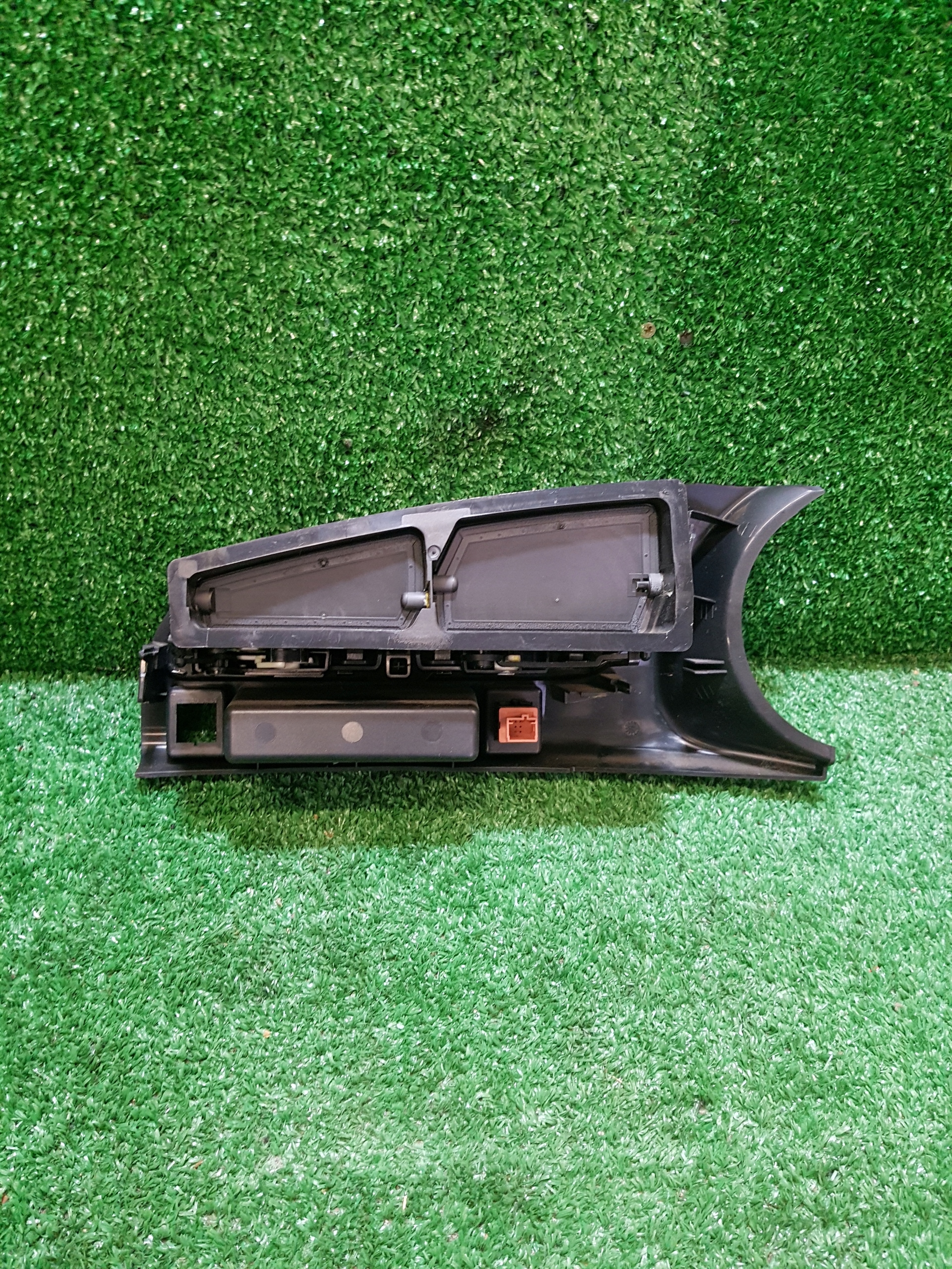 grid air conditioning devices central PEUGEOT 3008 9685023677