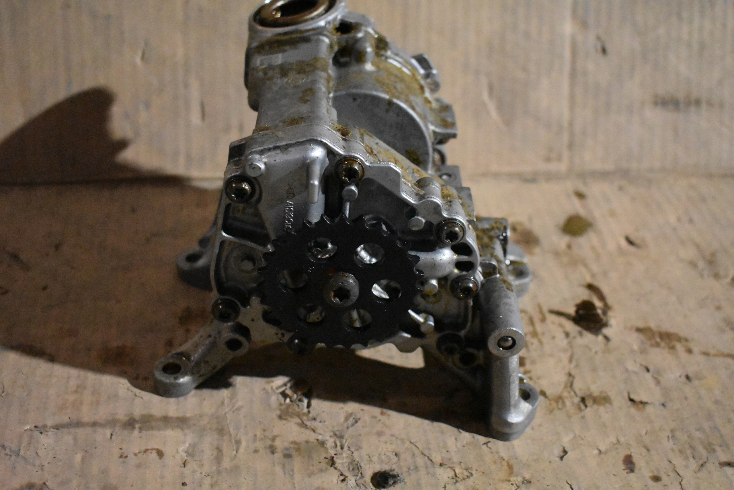 IDEALNA Pompa olio BMW G01 G02 G20 G30 1