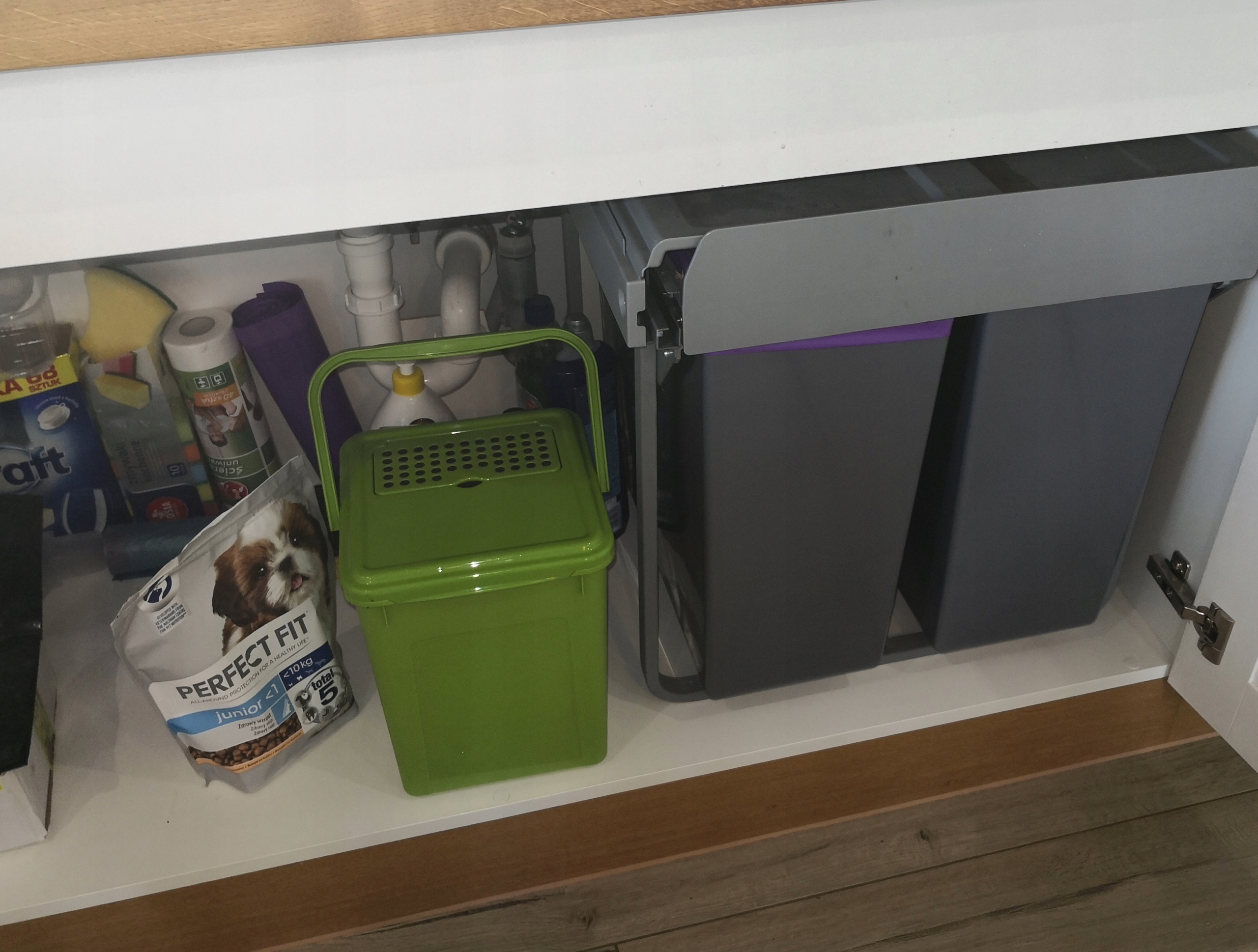 200szt Czerwone Robaki Dżdżownice Kalifornijskie Wysokość produktu 20 cm