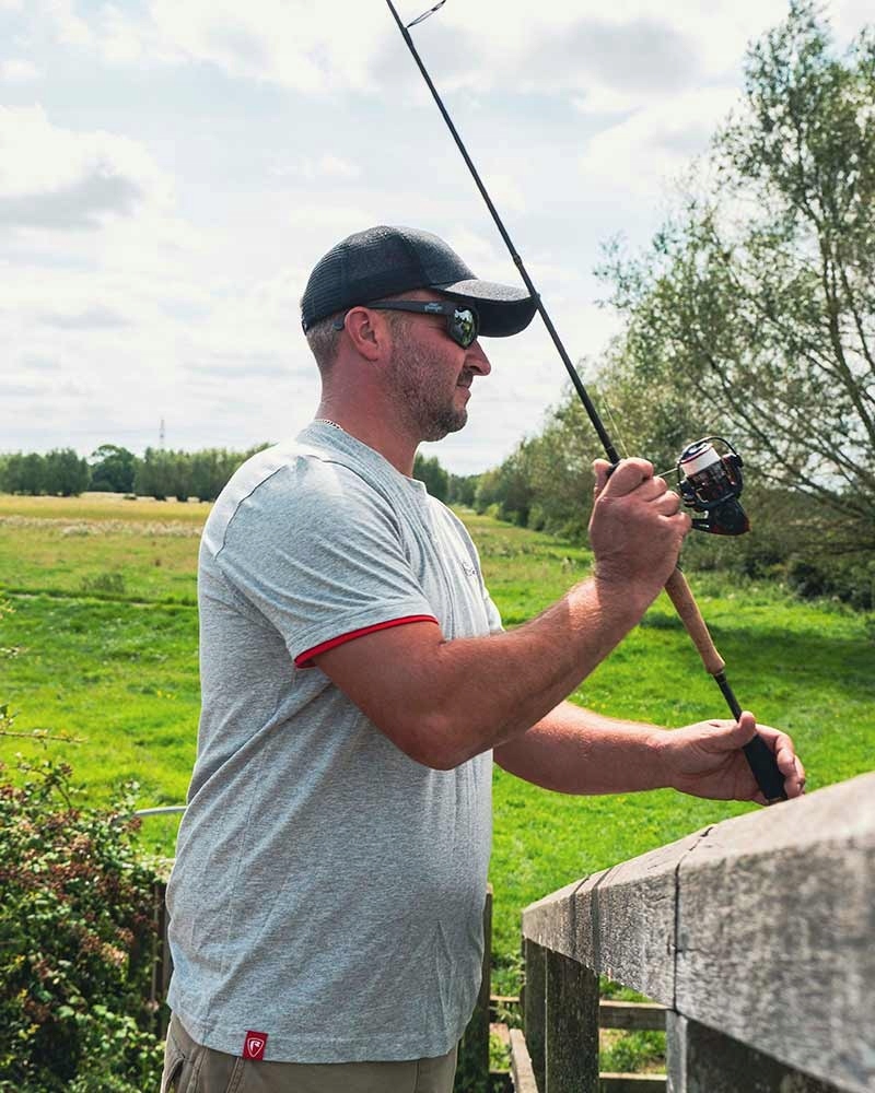 Koszulka Fox Rage Voyager Tee Light Grey 3XL Rozmiar: XXX-Large (XXXL) Rękaw krótki rękaw