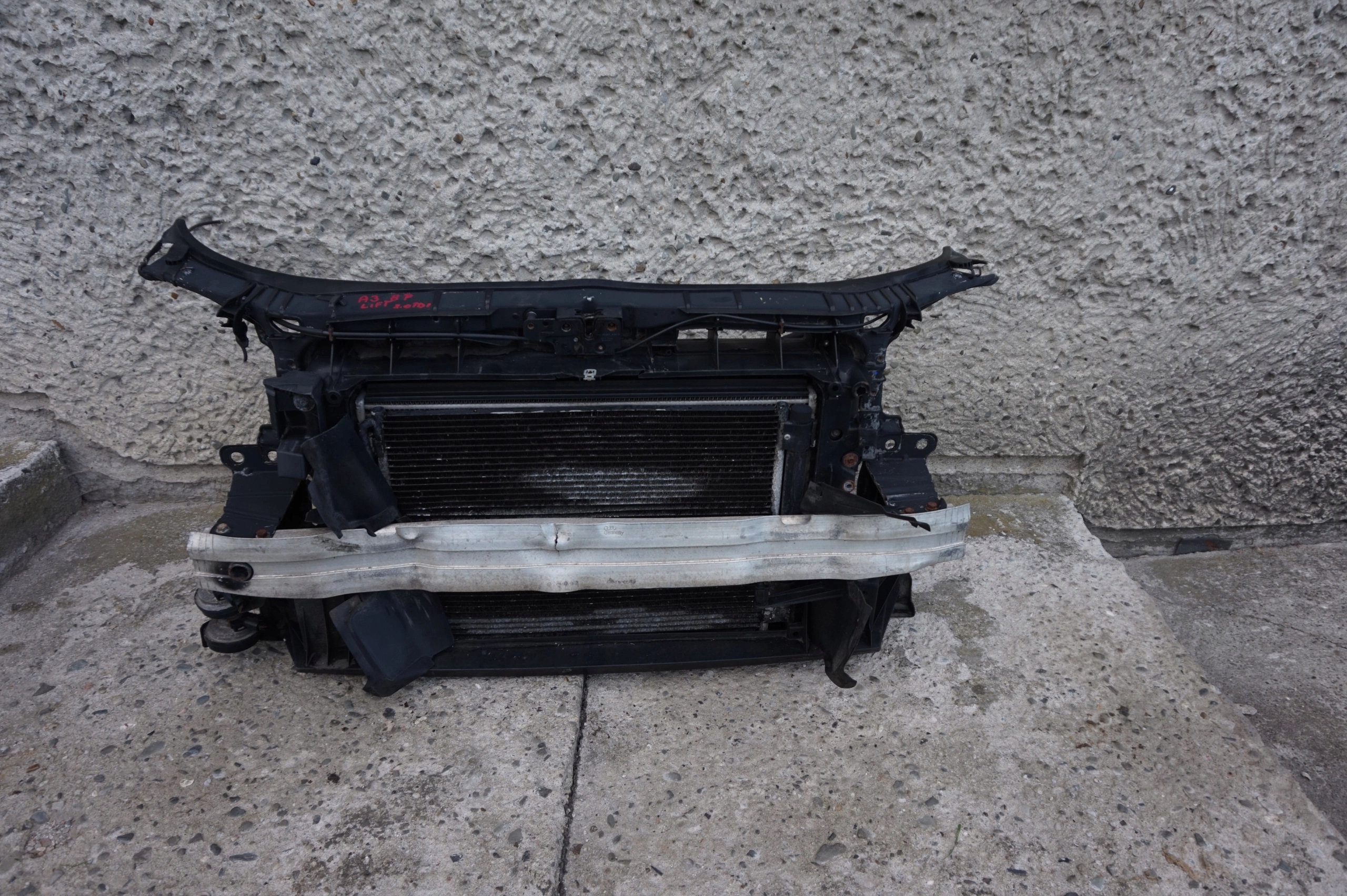 CHŁODNICA WODY AUDI A3 8P LIFT 1.6 2.0 TDI
