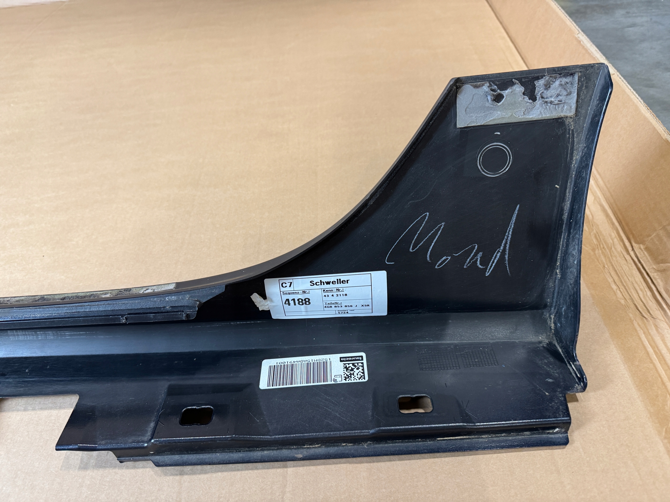 AUDI A7 2017 S-LINE moulding threshold left right 4G8853855 4G8853856 LX5R 38km