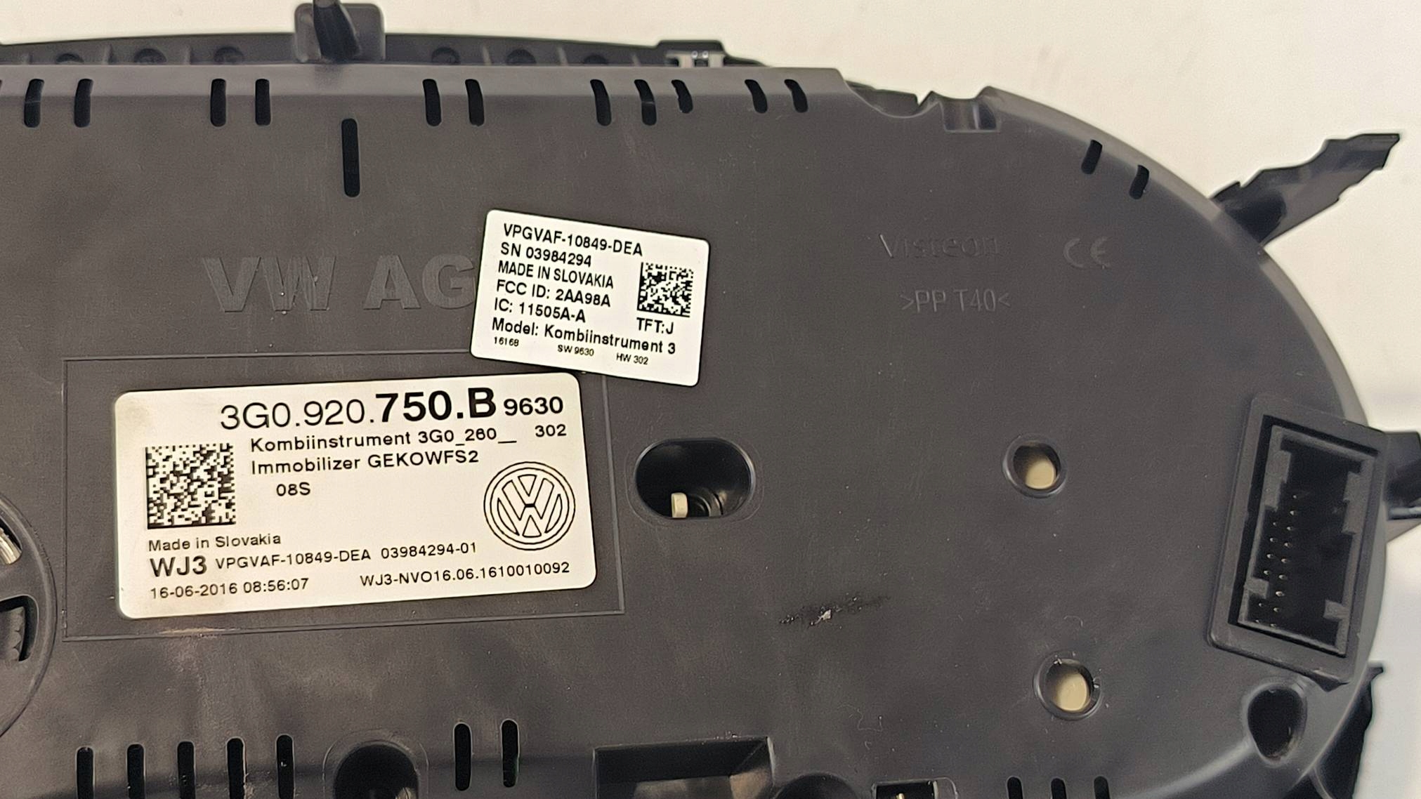 dials clock EU 3G0920750B VOLKSWAGEN PASSAT B8
