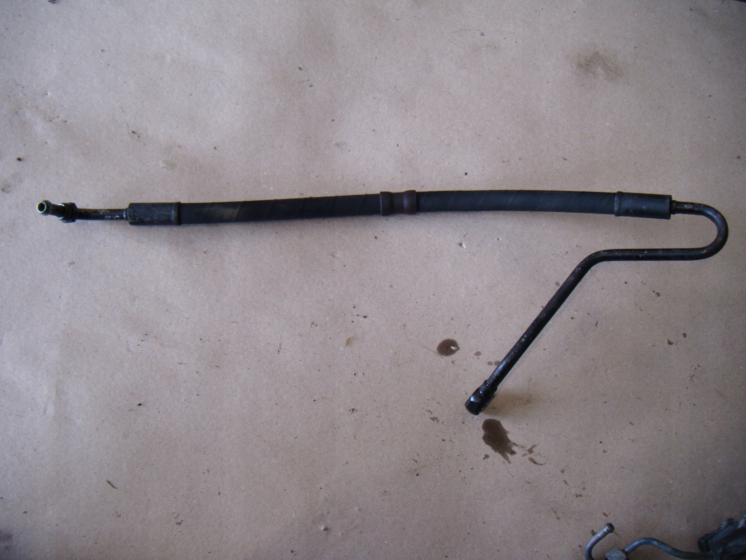 BMW E46 COMPACT 2.0 TD PRZEWÓD WSPOMAGANIA