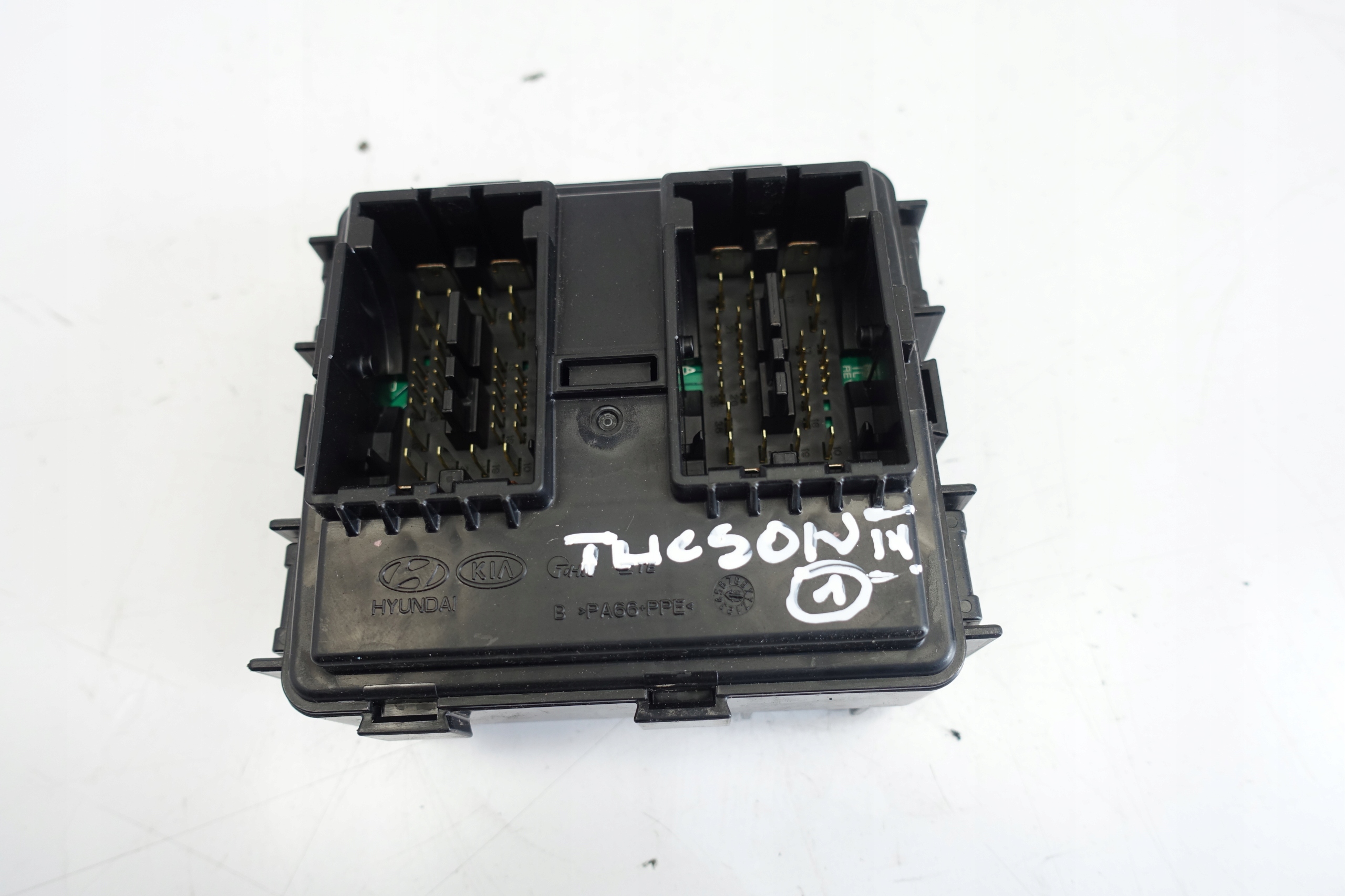 91950-D3240A - Hyundai Tucson III 15-блок предохранителей