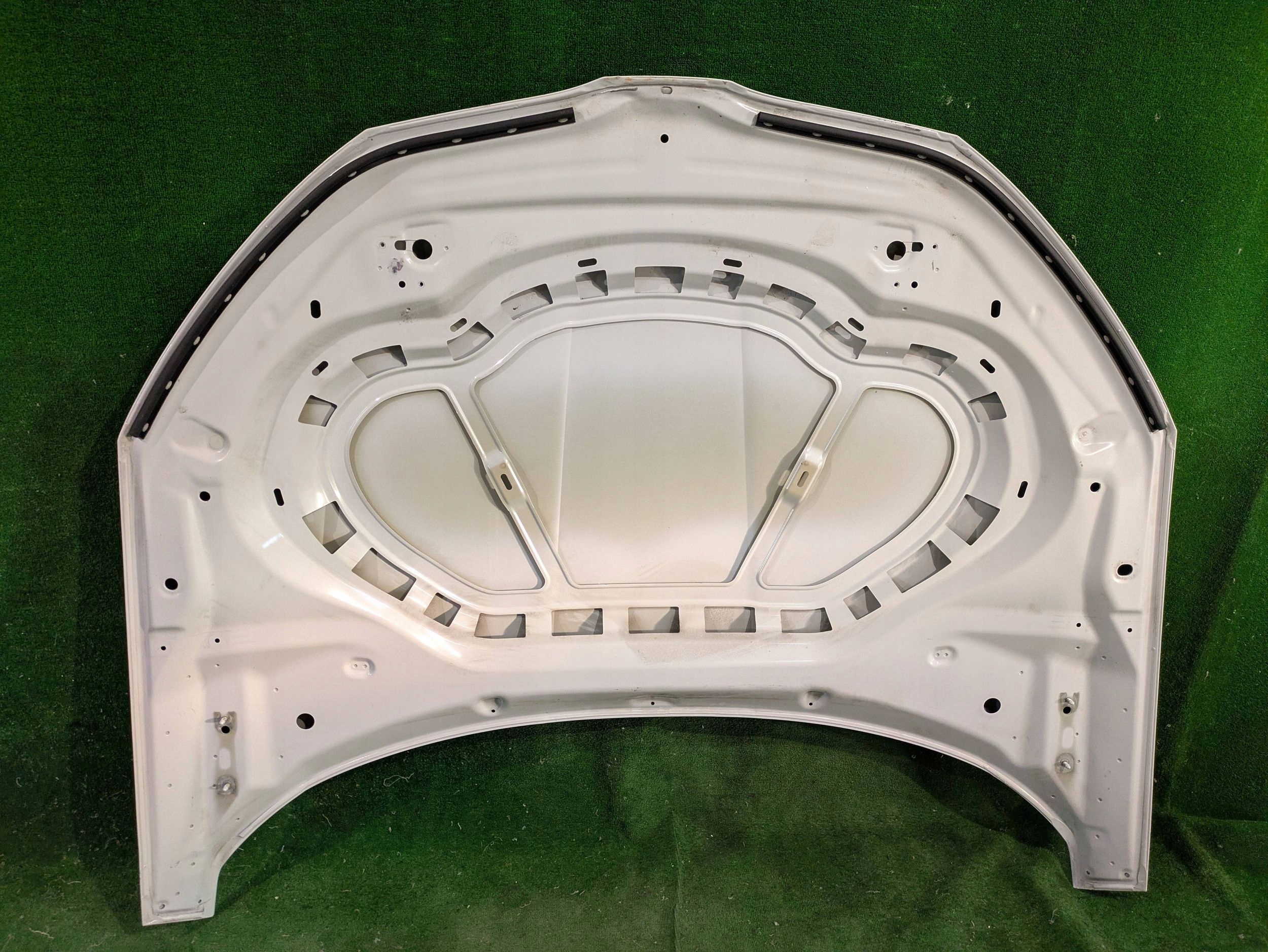 Capot SKODA OCTAVIA IV NR.95