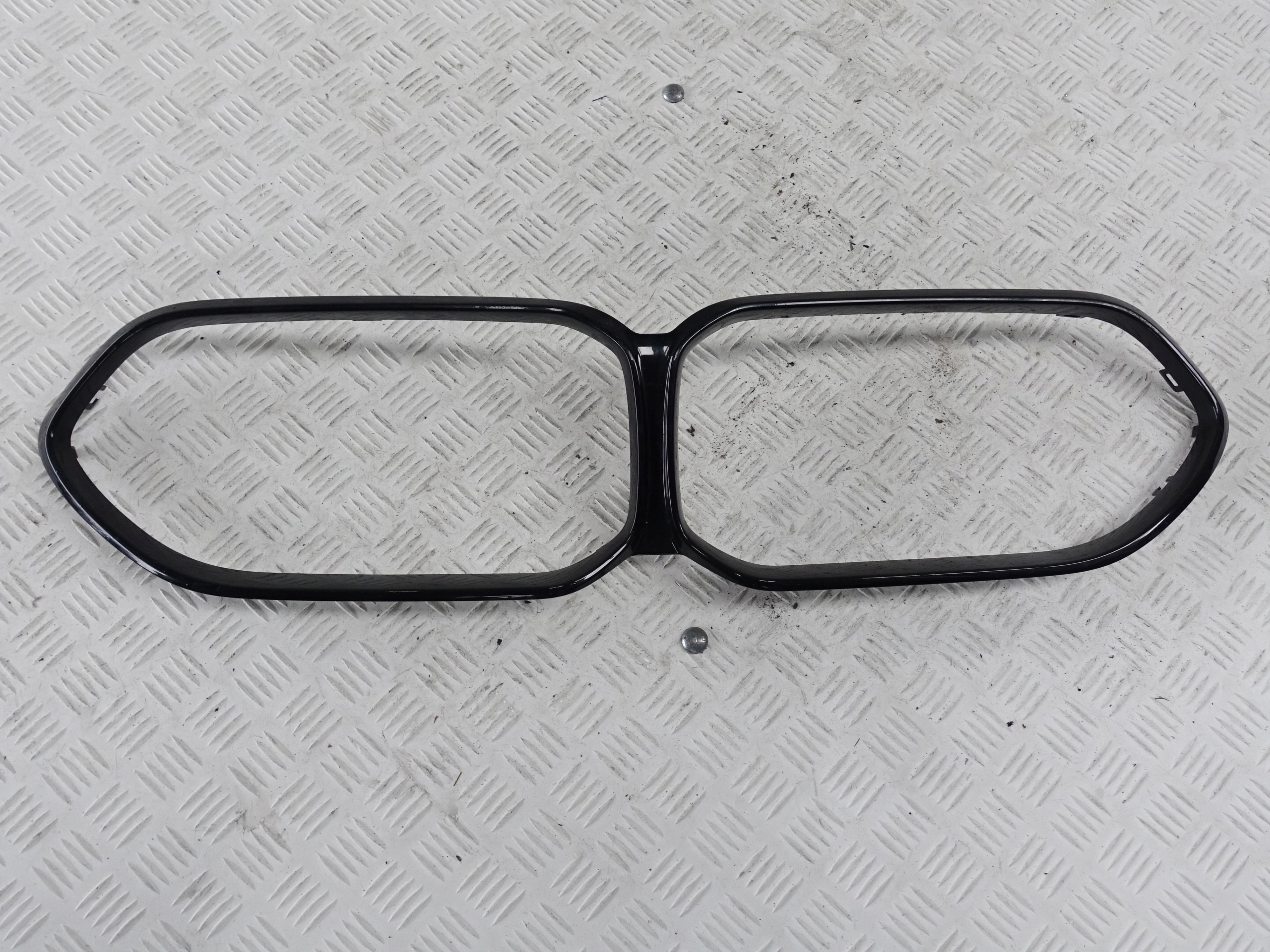 BMW 2 F44 Gran Coupe grill grille frame SHADOWLINE