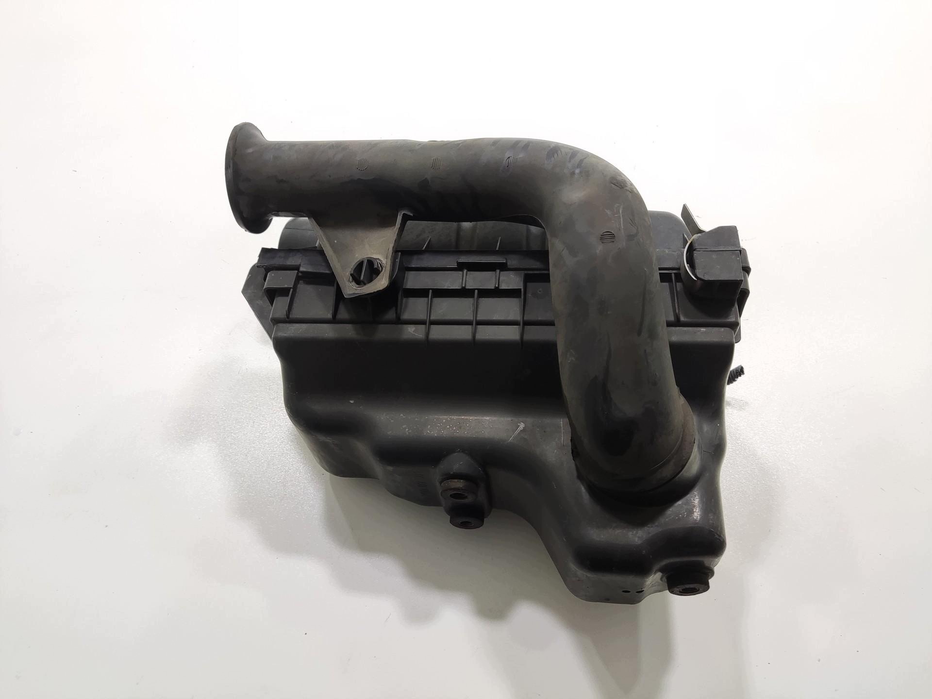 luftfiltergehäuse TOYOTA YARIS III 1.4 D4D 2011-2014
