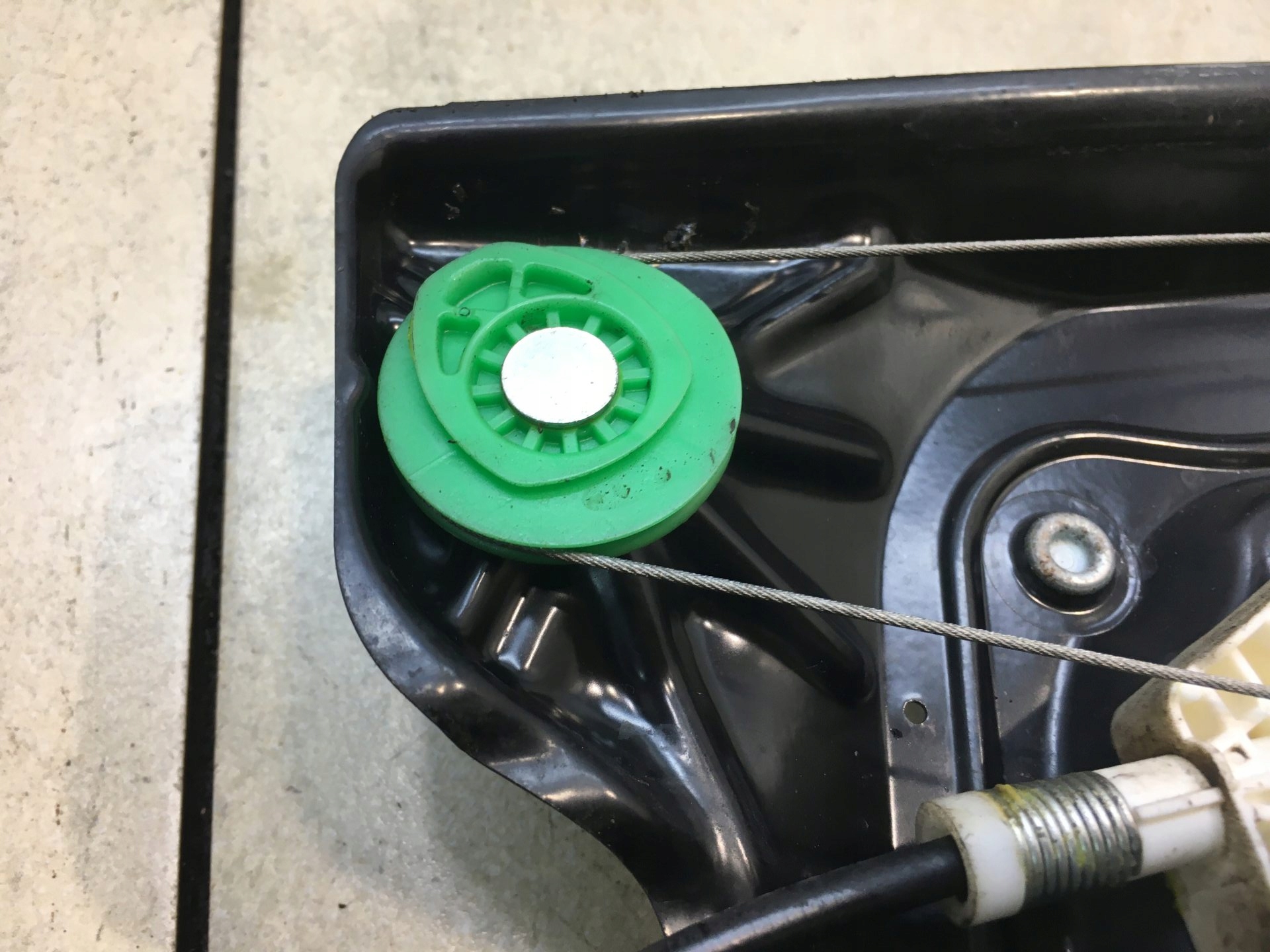 window regulator right front DISCOVERY III 994731