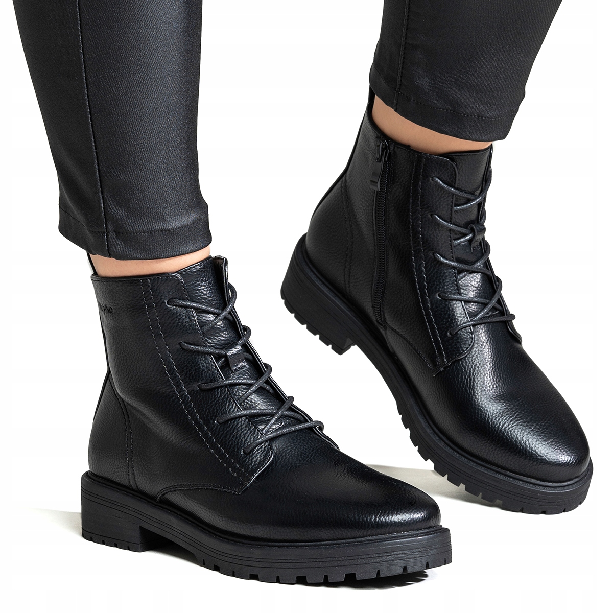 Kotníkové Boty zimní zateplené Pohodlné traperky lehké Zip Wojtyłko 39