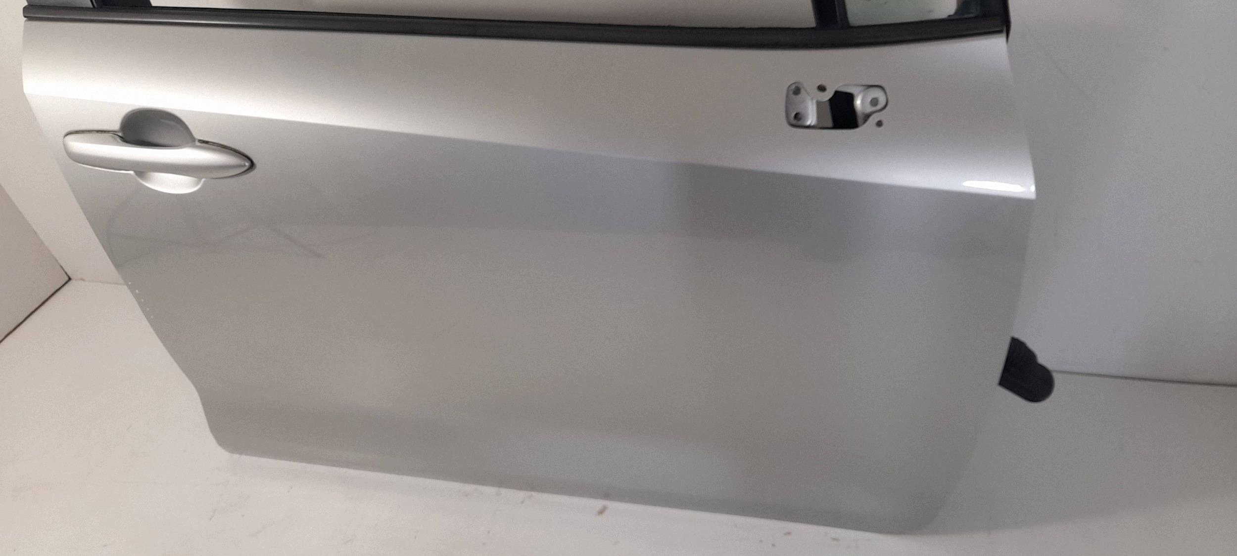 Toyota Corolla E21 door front right 1J6 (T584)