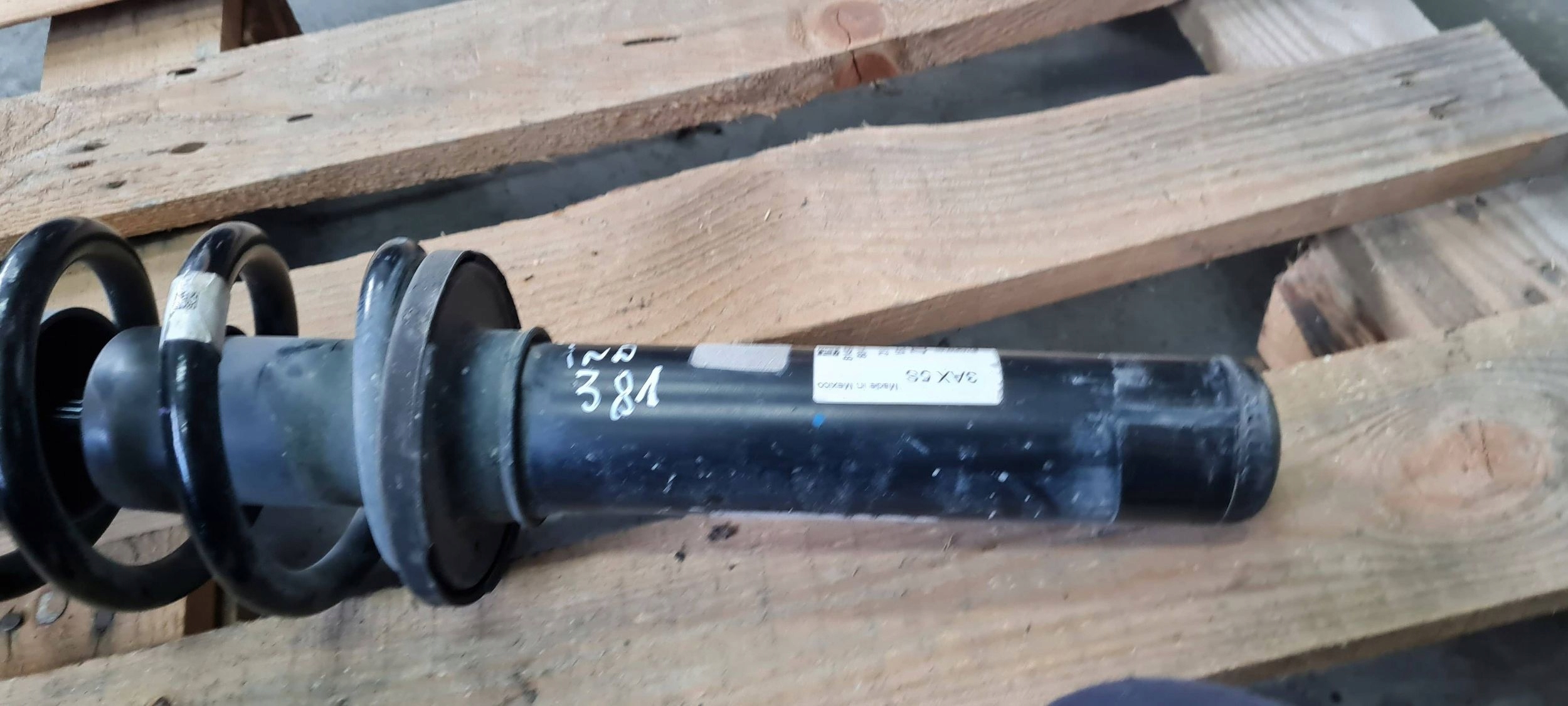 Q5 80A tlmič struna ľavý pravý predok predný 80A413031AK