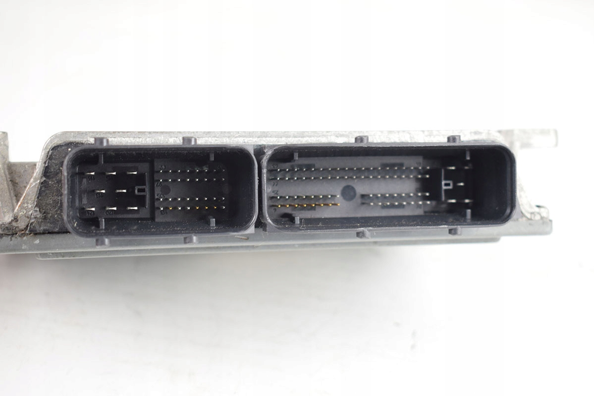 computer control unit of the engine MINI R50 7545789
