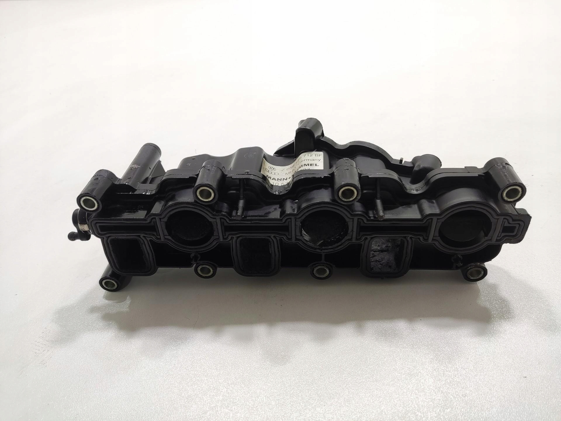 Collettore aspirazione usato AUDI A5 e 8T 3.0 TDI 2007-2011 059129712BF