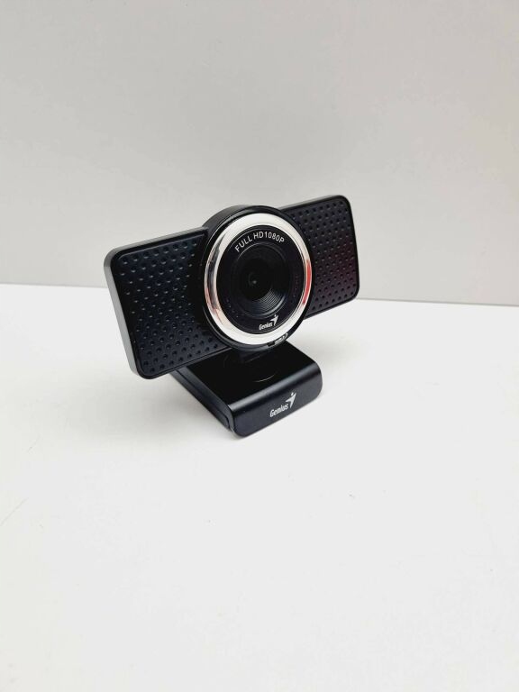 Genius Full Hd webkamera ECam 8000, 1920x1080, Usb 2.0, červená, Windows