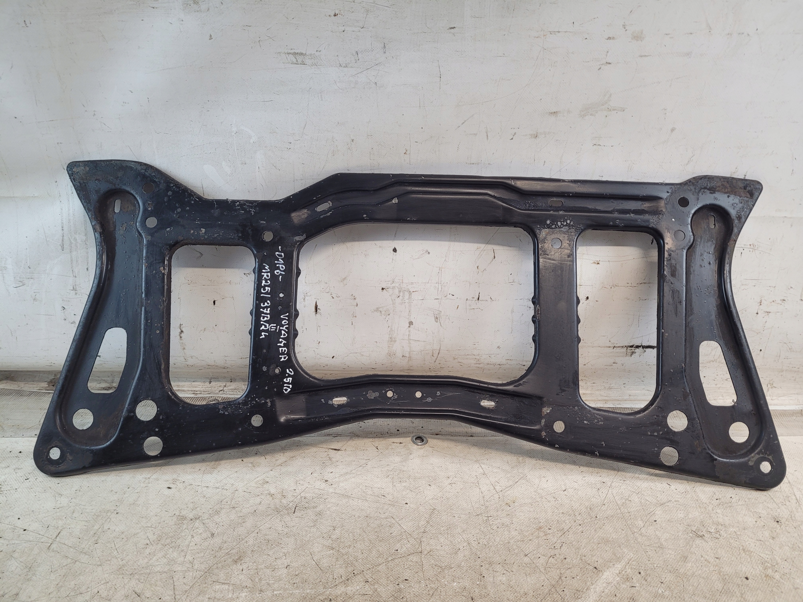 axle beam sider pillar CHRYSLER VOYAGER III 2.5 TD 99r.
