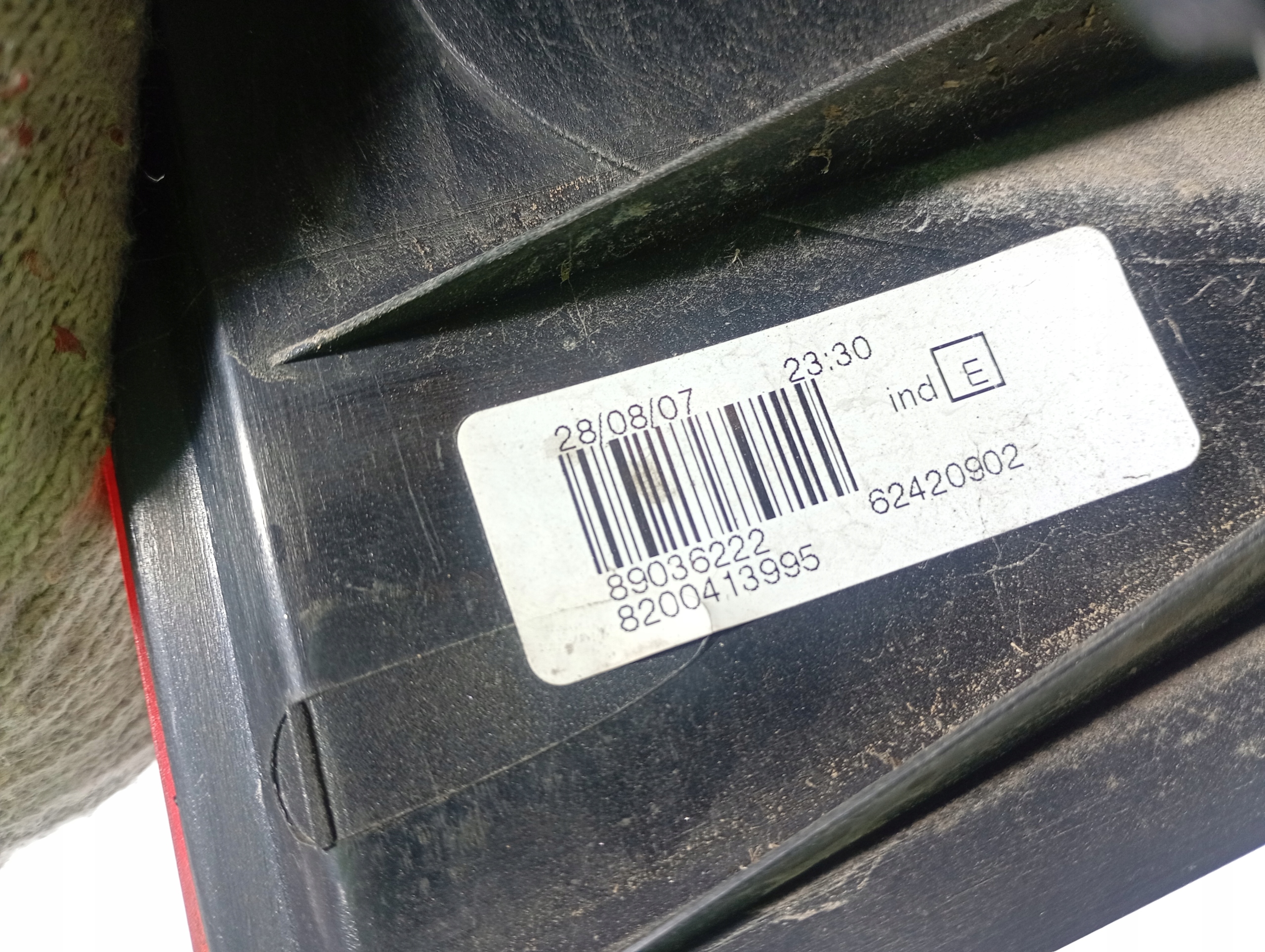 light right rear rear part OE 89036222 Dacia Logan 04-14