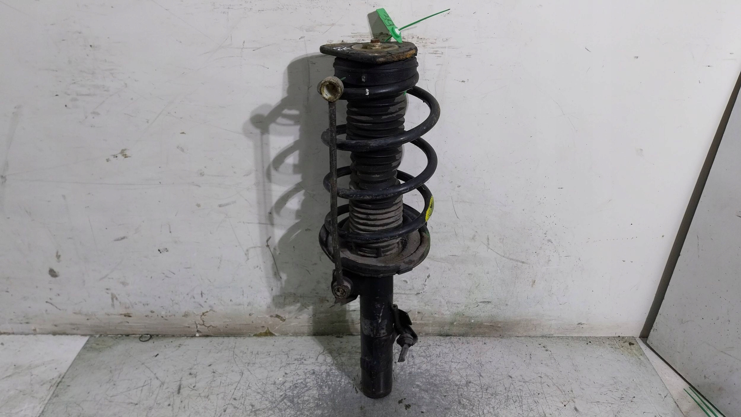 shock absorber left front 3M51-18K001-CCJ FORD C-MAX MK1 FOCUS MK2