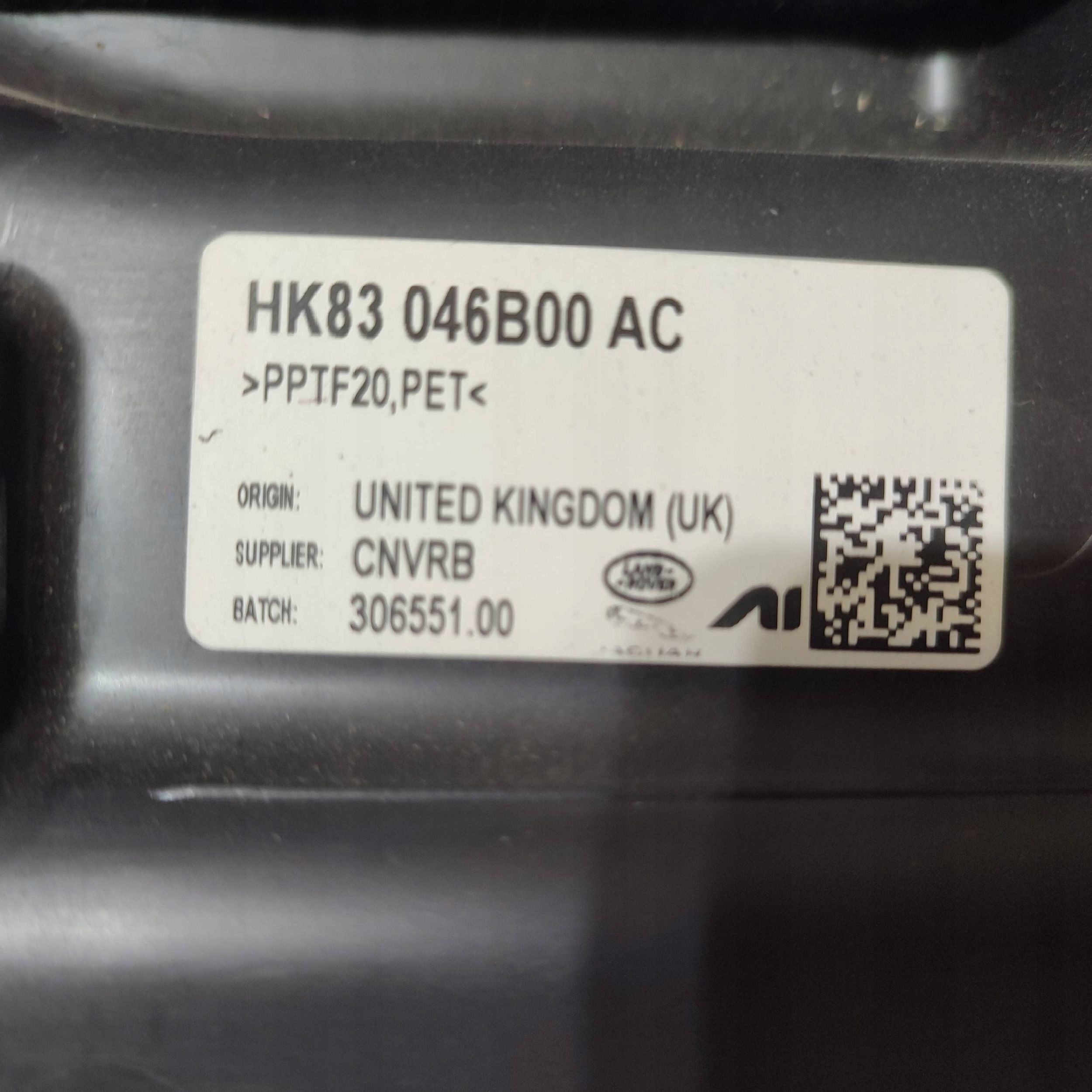Blende Abdeckung unter lenkrad Jaguar F-Pace HK83046B00AC