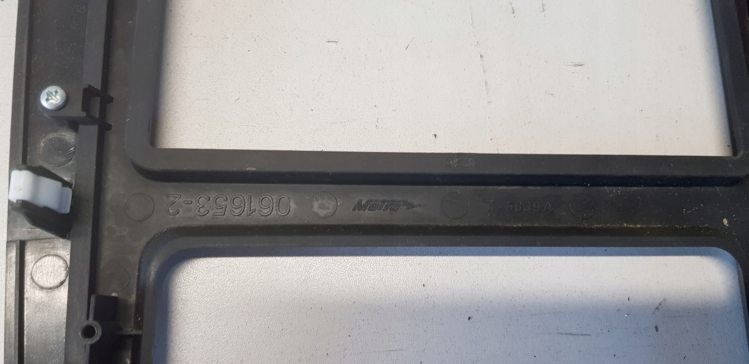 FORD MUSTANG 2005 -2009 PANEL RADIA RÁM kryt