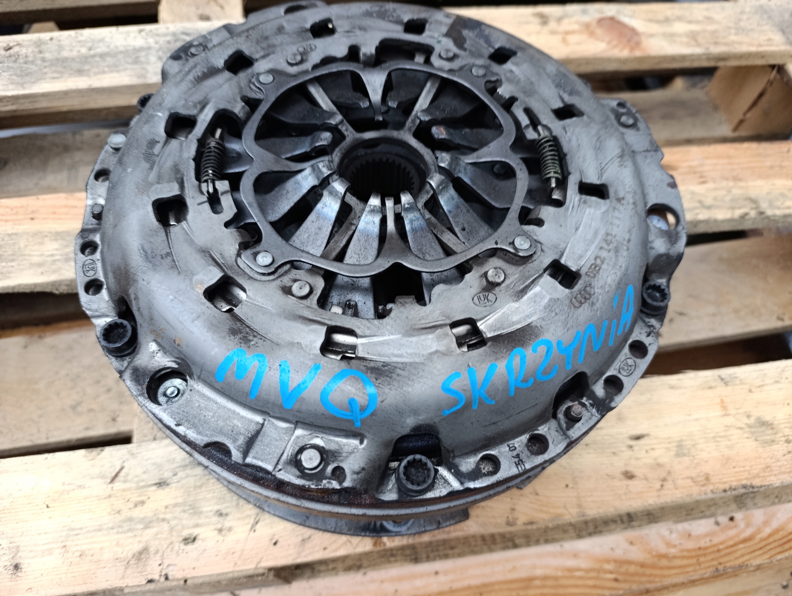 DWUMAS Embrayage Complets AUDI 1.8 TFSI MVQ 0B2141117A