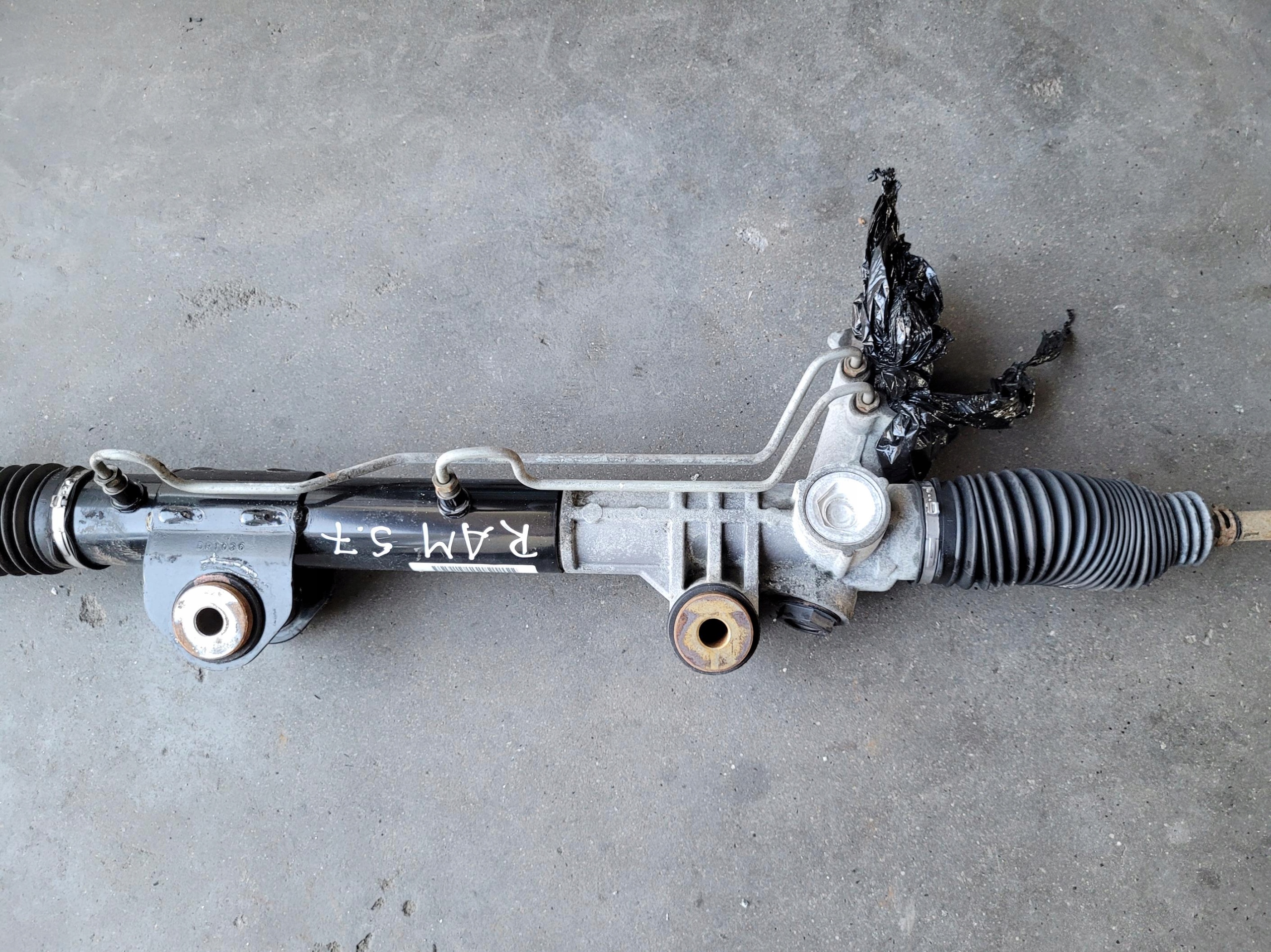 Boîter direction Boîter direction 4X2 DODGE RAM 4 IV 1500 5.7 V8 HEMI