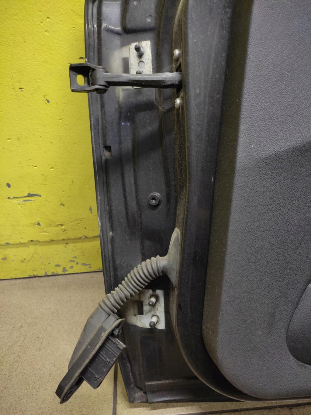 BMW 1 E87 door right front