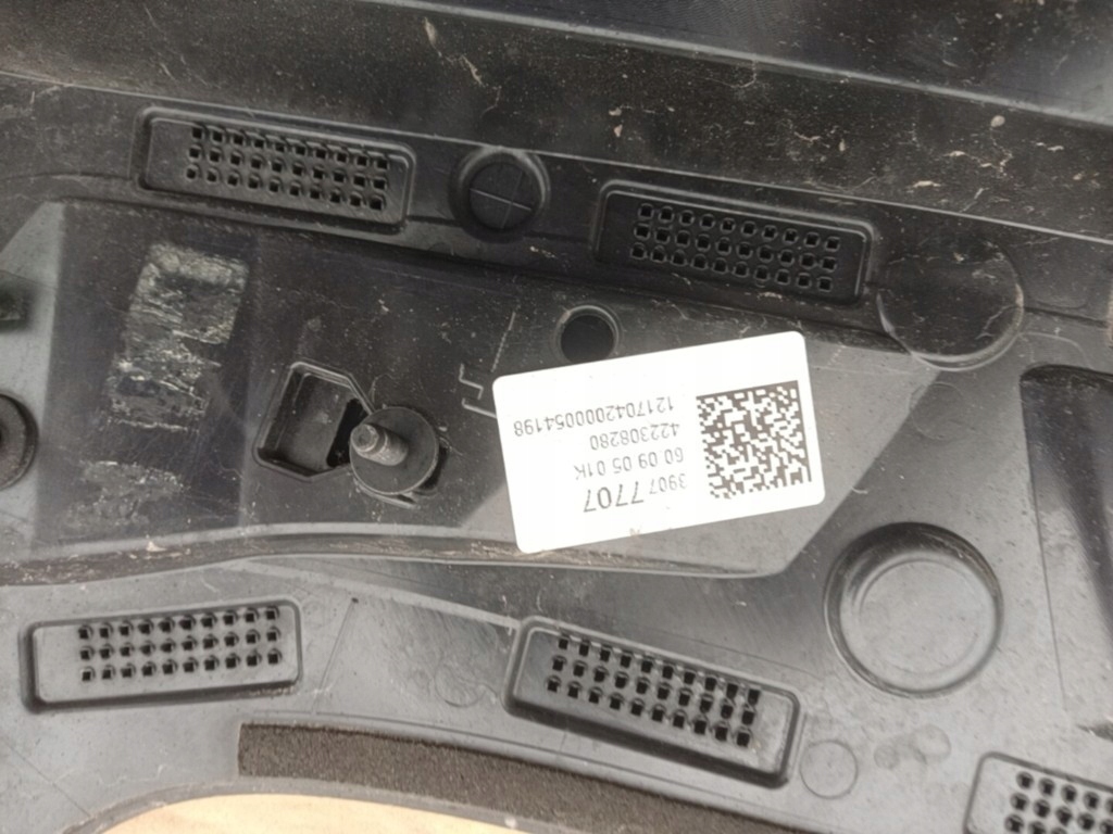 спойл спойлер задней крышки стоп ASTRA K универсал