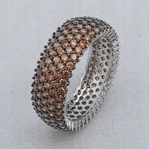 Stříbrný 5-řadový snubní prsten v barvě šampaňského