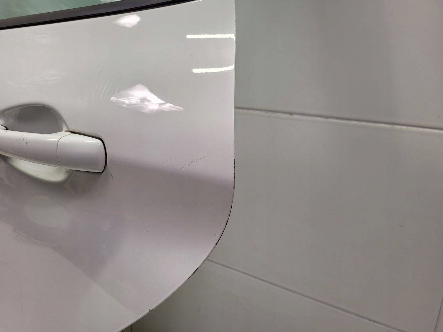 Tür heck links Seite Peugeot 208 2015