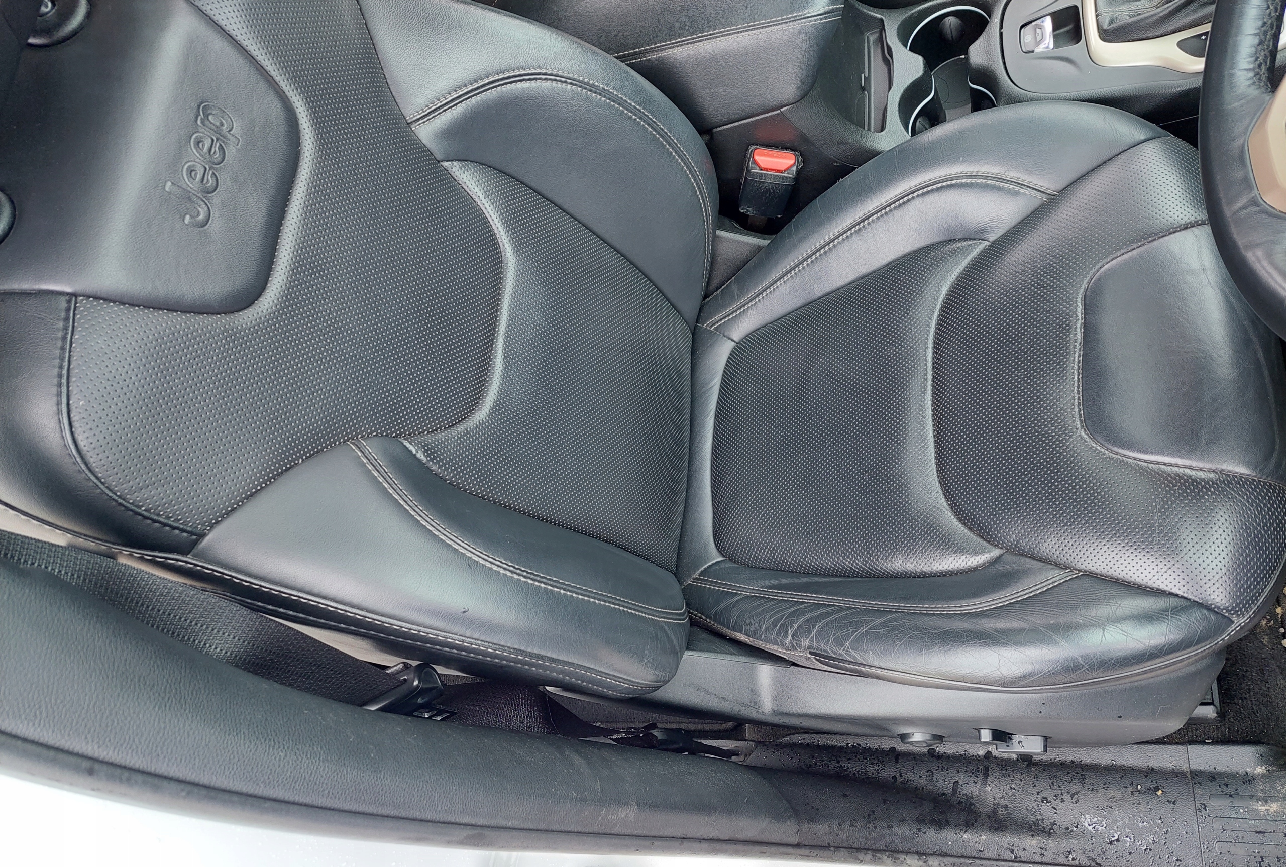 seat front right + airbag JEEP CHEROKEE KL