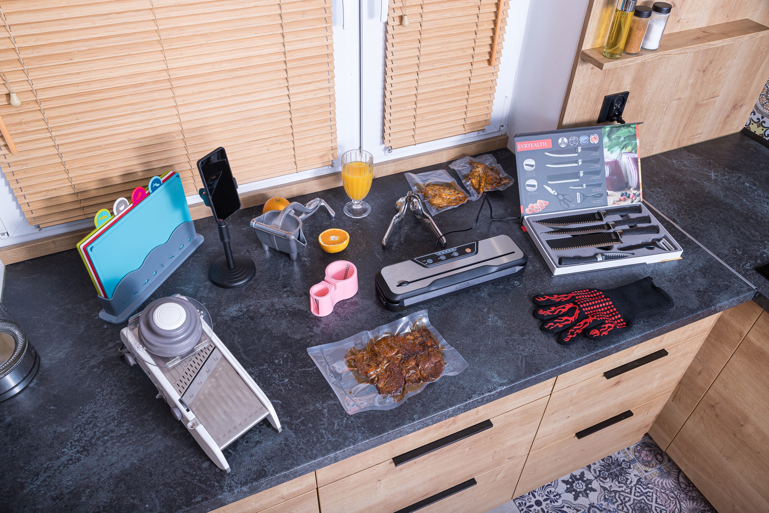 ZGRZEWARKA PRÓŻNIOWA DO FOLII PAKOWARKA ŻYWMNOŚCI 10 WORKI WĘŻYK DO BUTELEK Materiał tworzywo sztuczne