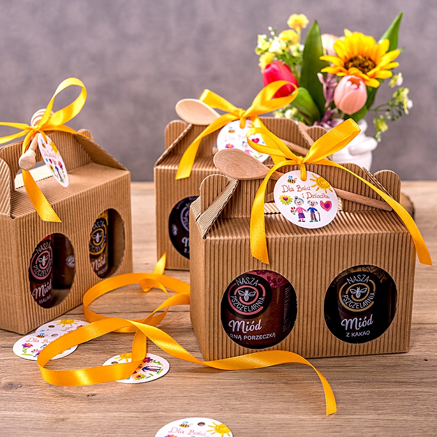 2x Lahodný Přírodní Polský Med 450 g V Krabičce Na Den Babičky A Dědečka