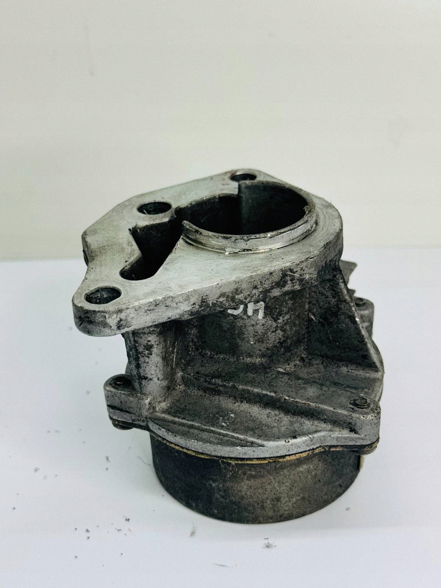 Pompa vacum Renault Nissan 1.5 DCI 8200113585