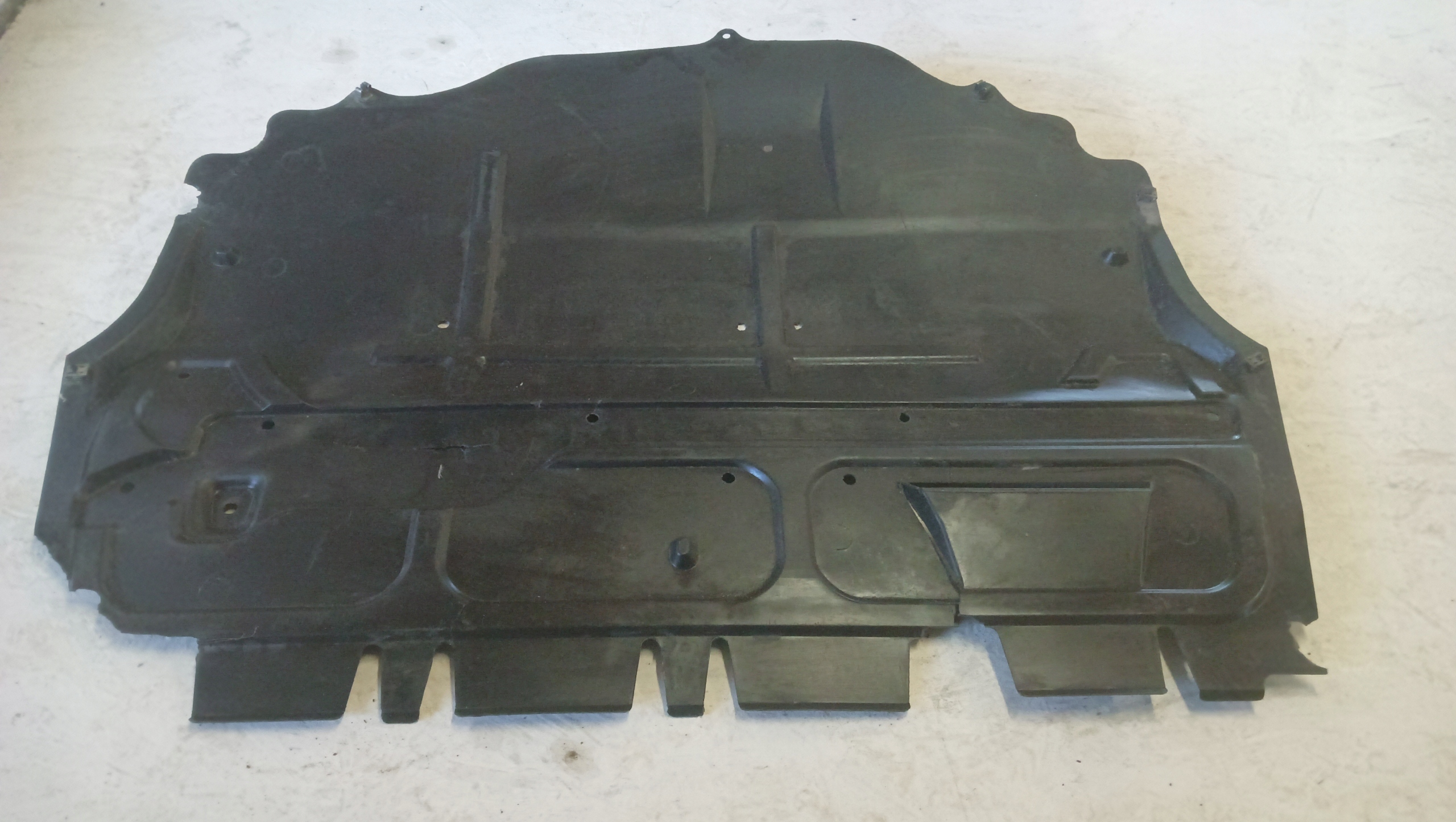 SKODA FABIA III OSŁONA POD SILNIK 6C0825235A