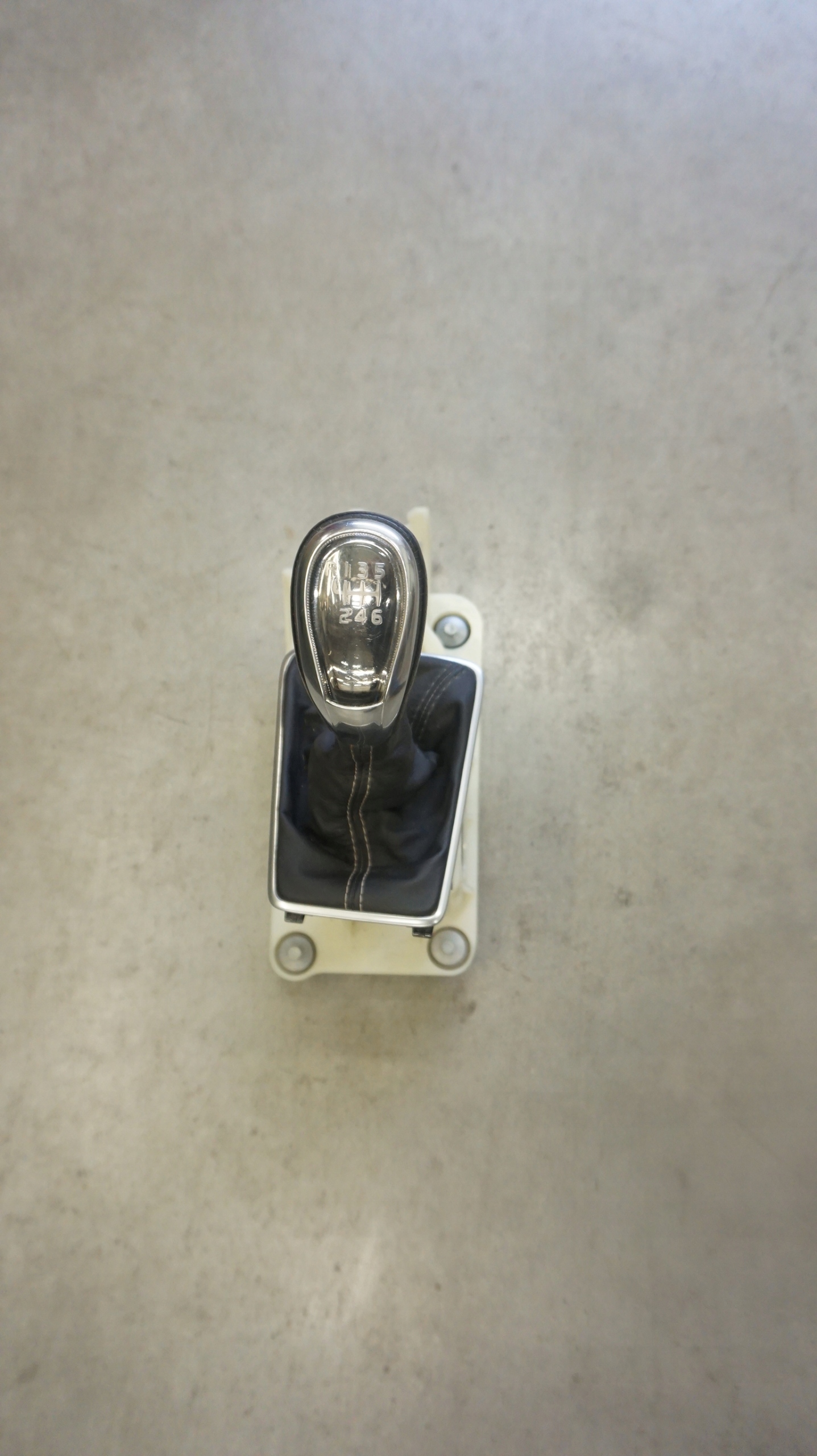 31367373 - Рычаг переключения передач VOLVO V40 V40CC D2 T3 T4