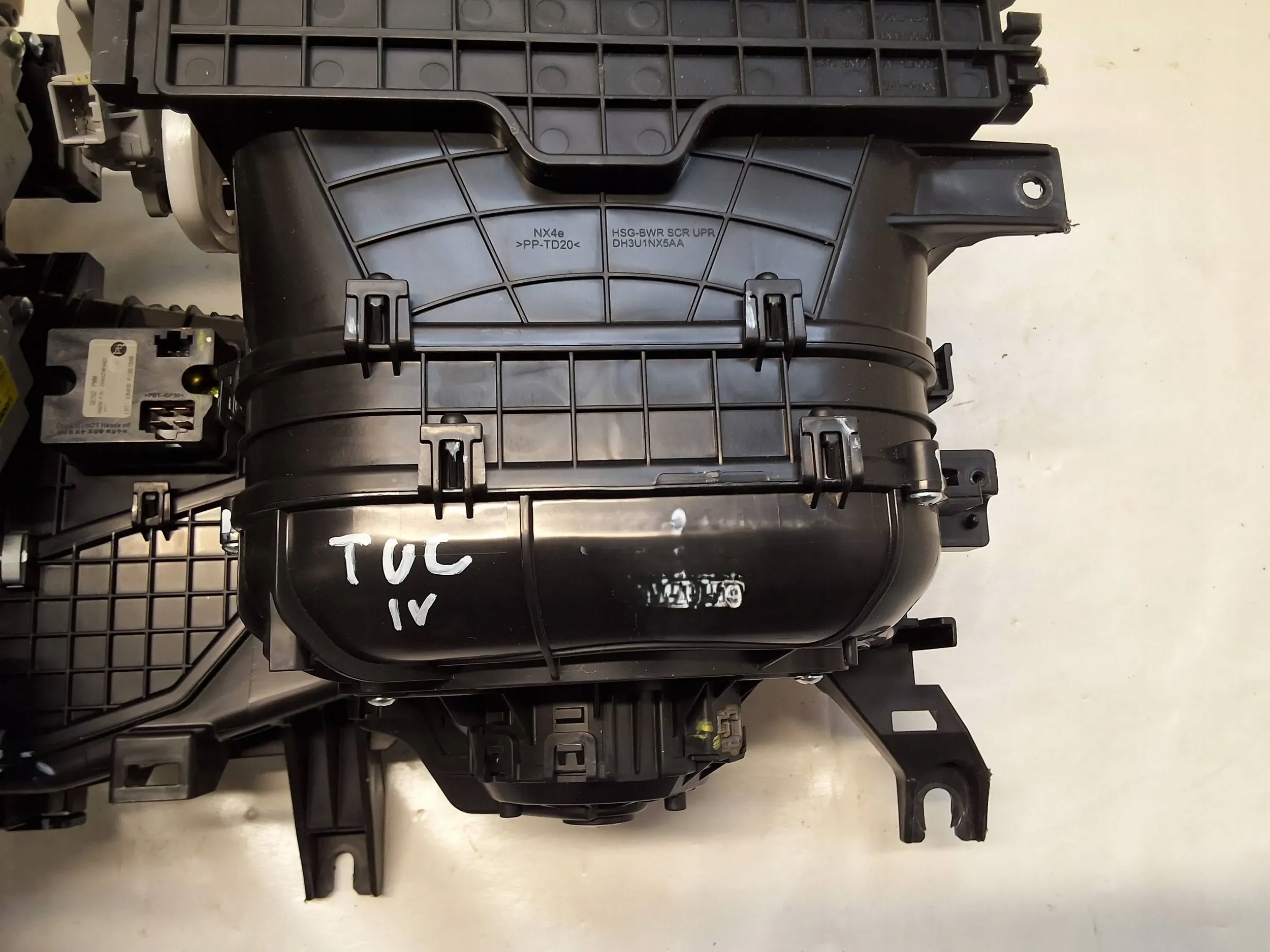 Hyundai TUCSON IV радиатор отопителя