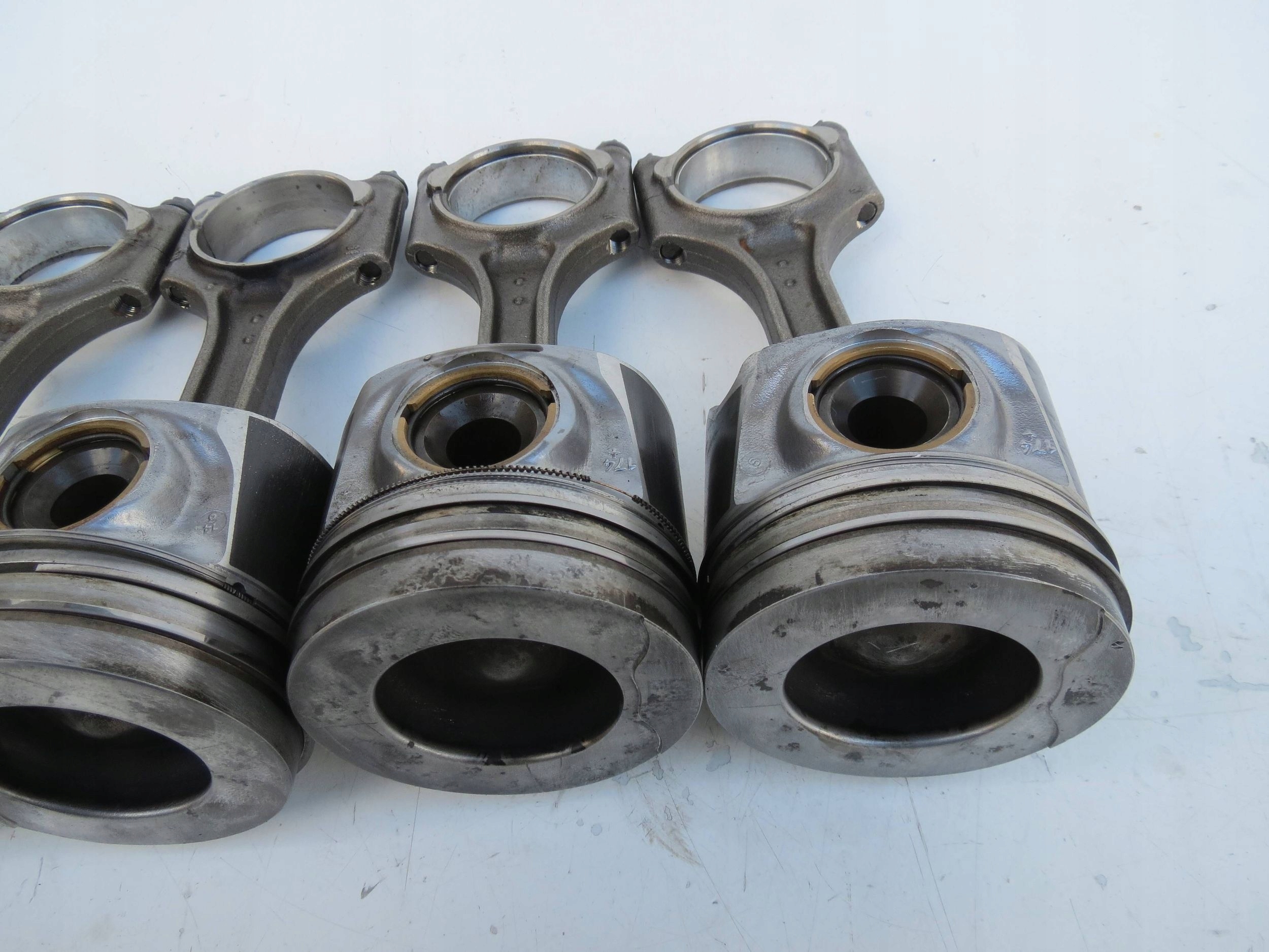 Piston avec bielle VOLVO S90 2.0 V90