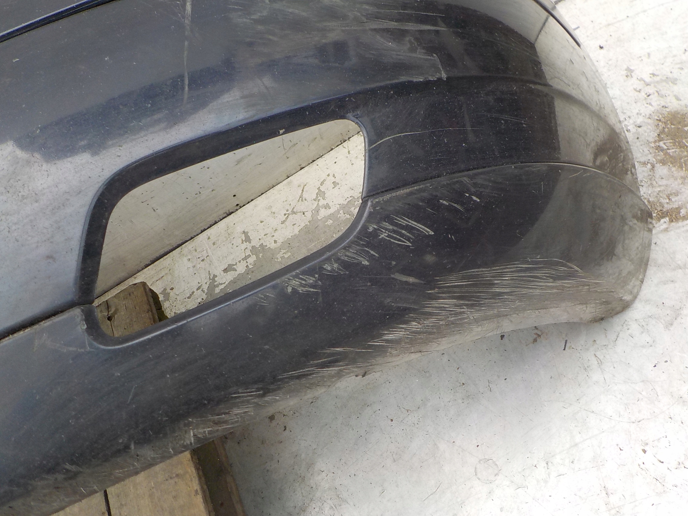 109 VOLVO V70 II LIFT bumper front front