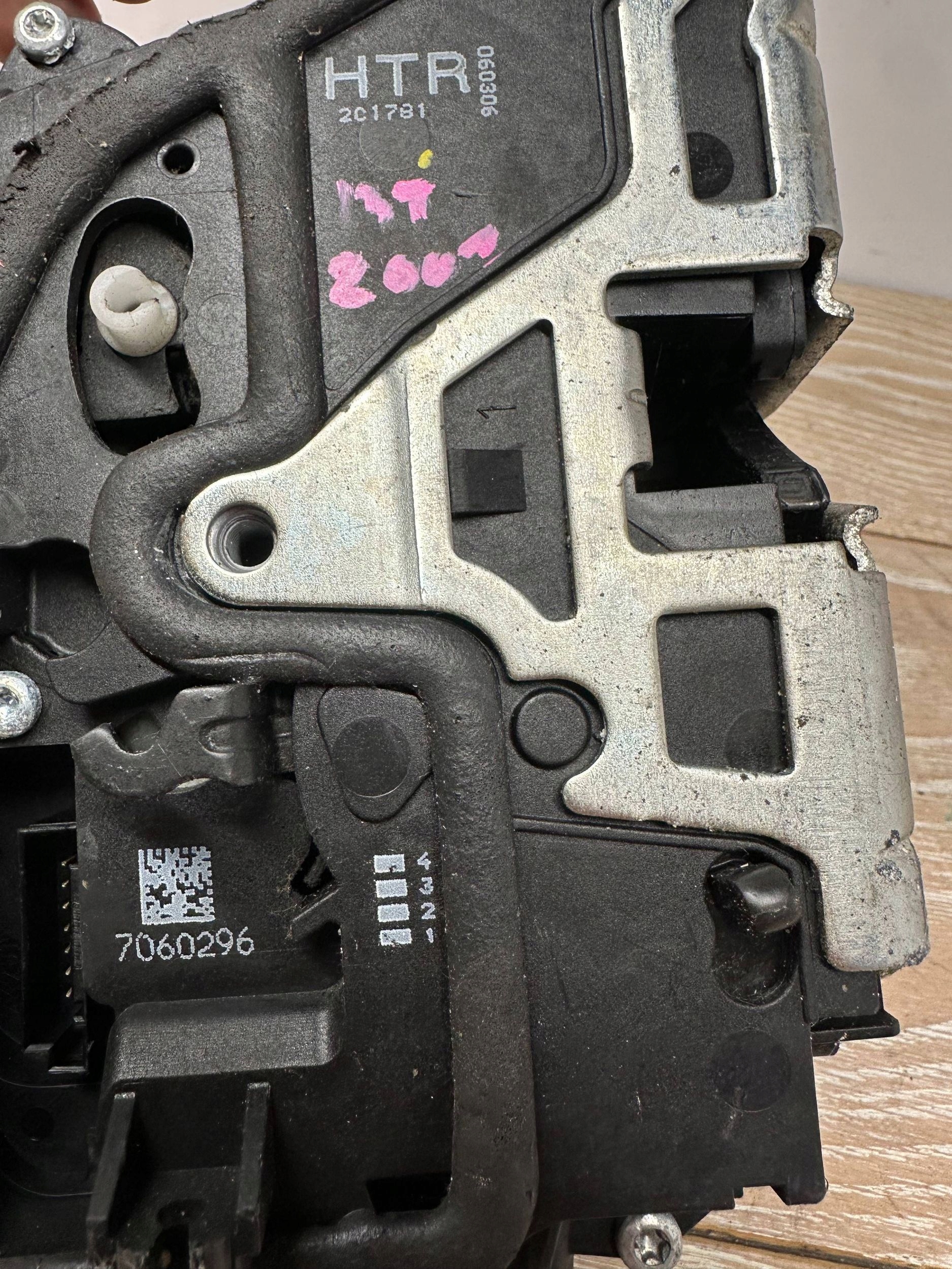 lock door tylnych Wszystkie BMW 3 E90 E91 7060296