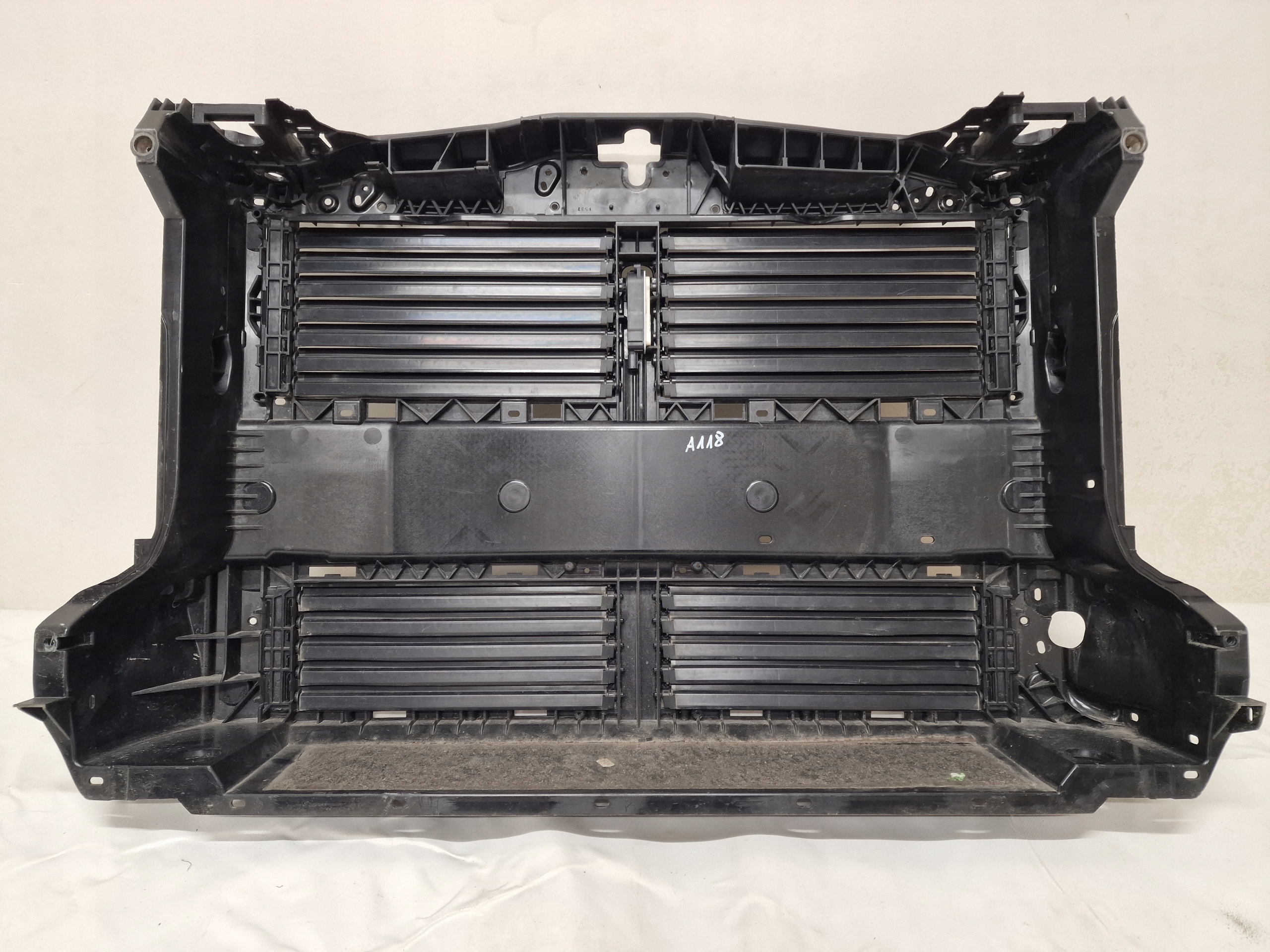 FORD KUGA III MK3 дефлектор воздушный передняя панель радиатора (телевизор) LX6B-A16E146