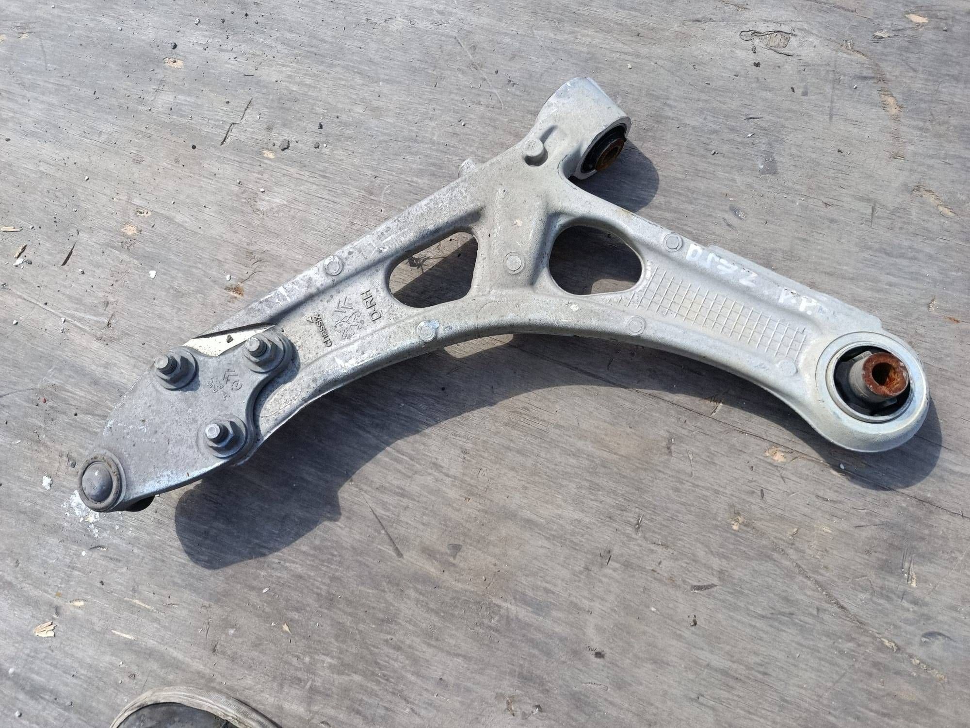arm front front side right Citroen DS7 Crossback 0986503