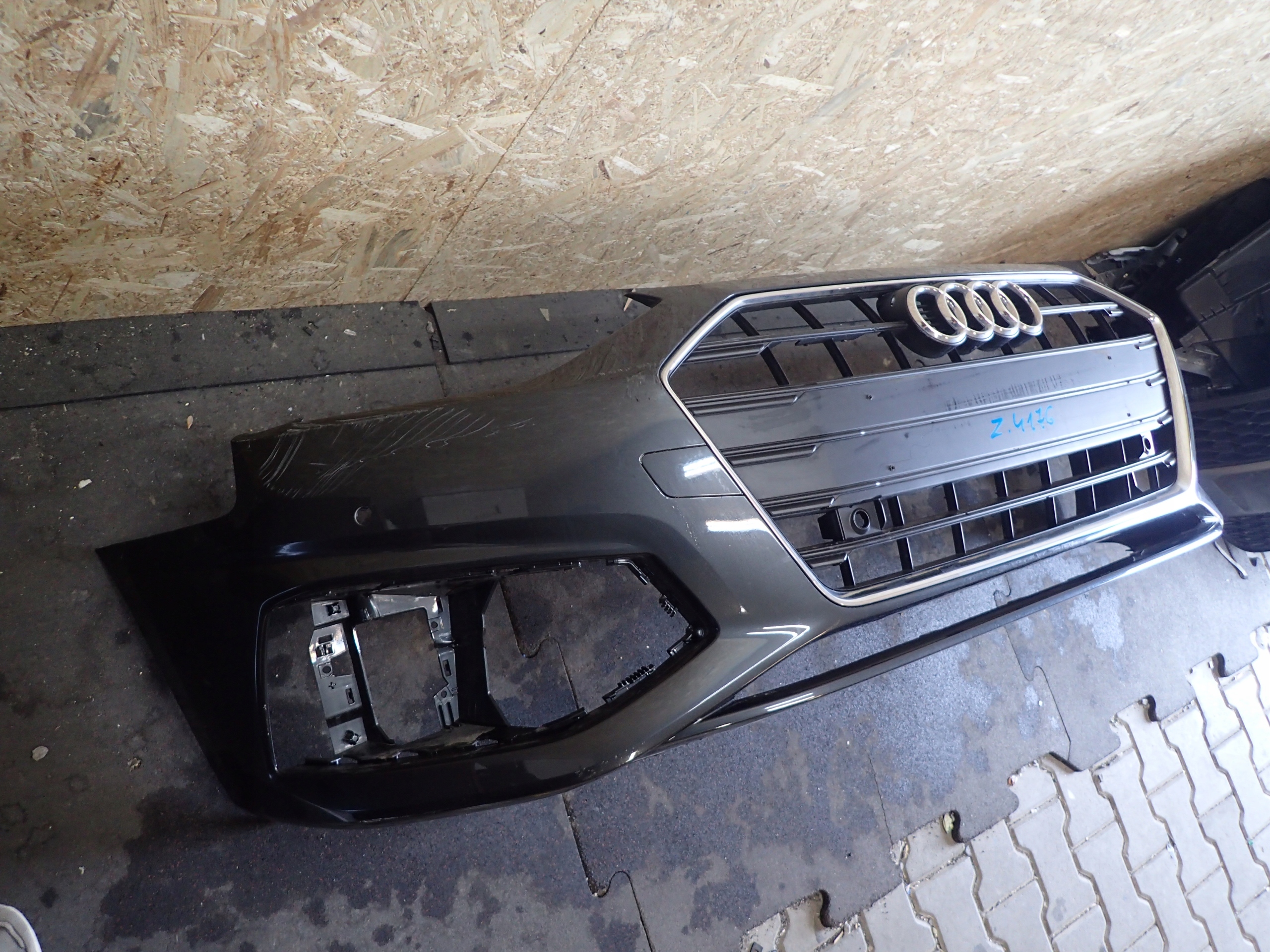 STOSSSTANGE VORNE AUDI A4 B9 LIFT 19- 8W