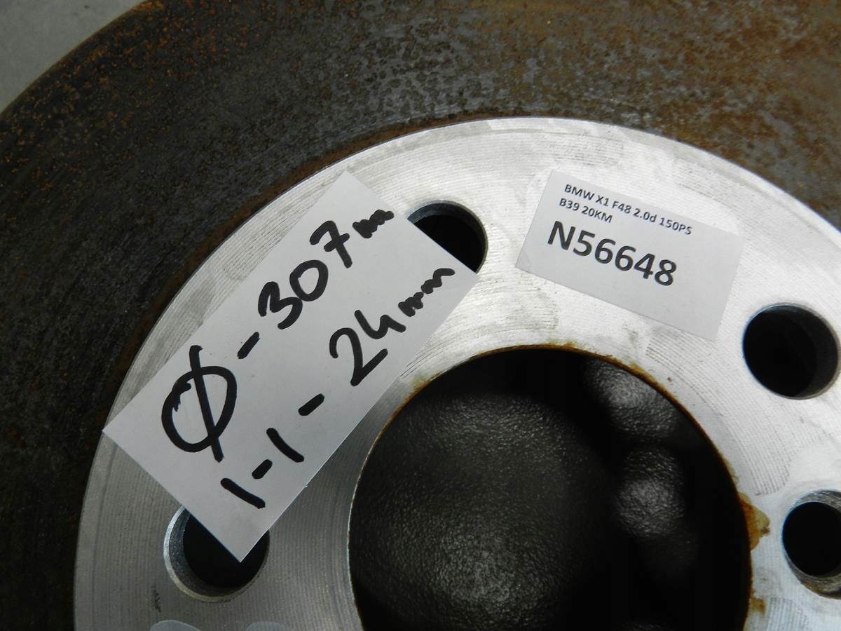BMW X1 F48 kotuče brzdové plotýnky předek 6799351 307X24