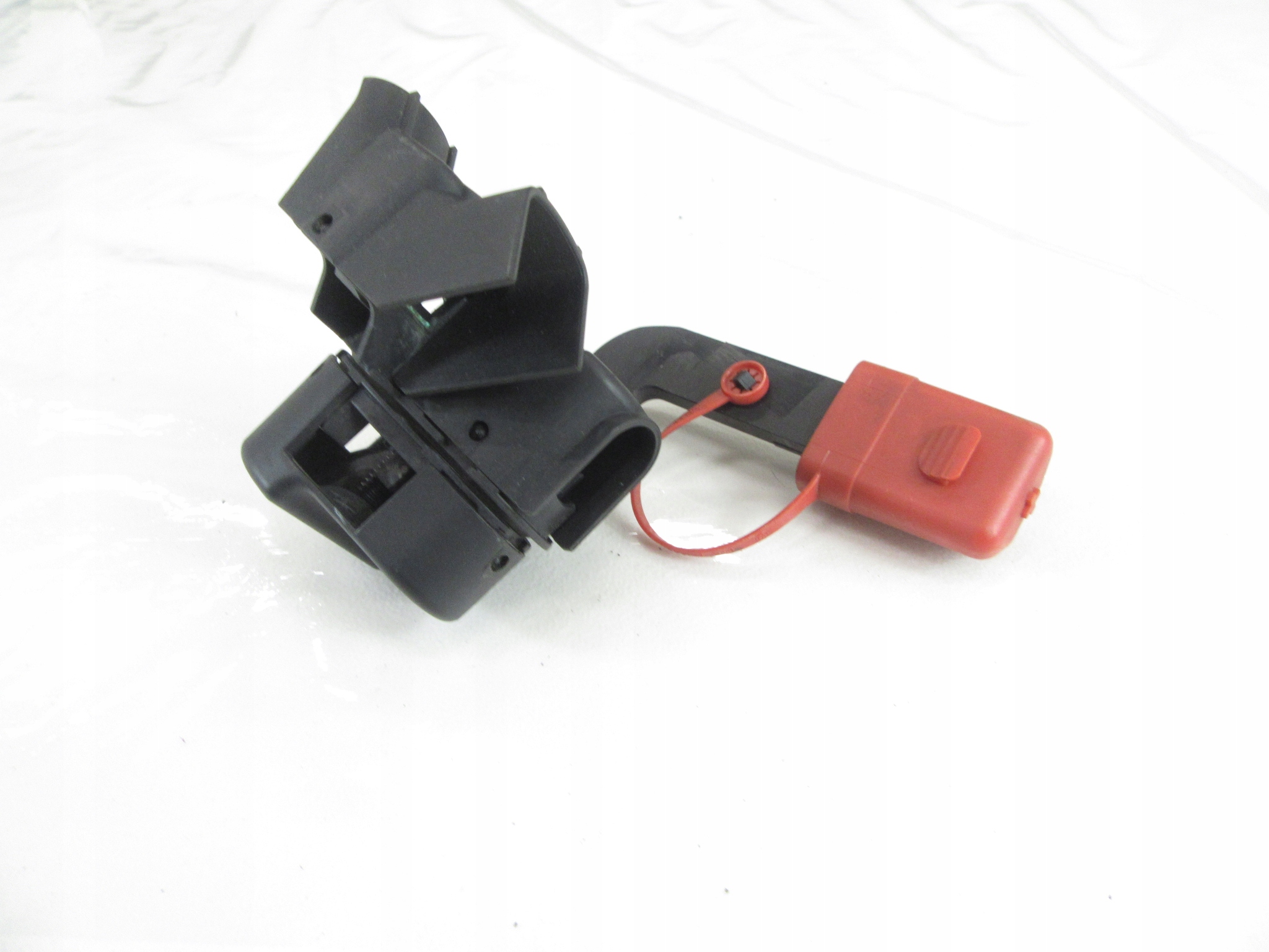 Borne Adaptateur Positif BMW e81 e82 e84 e87 e88 e90 e91 e92 e93